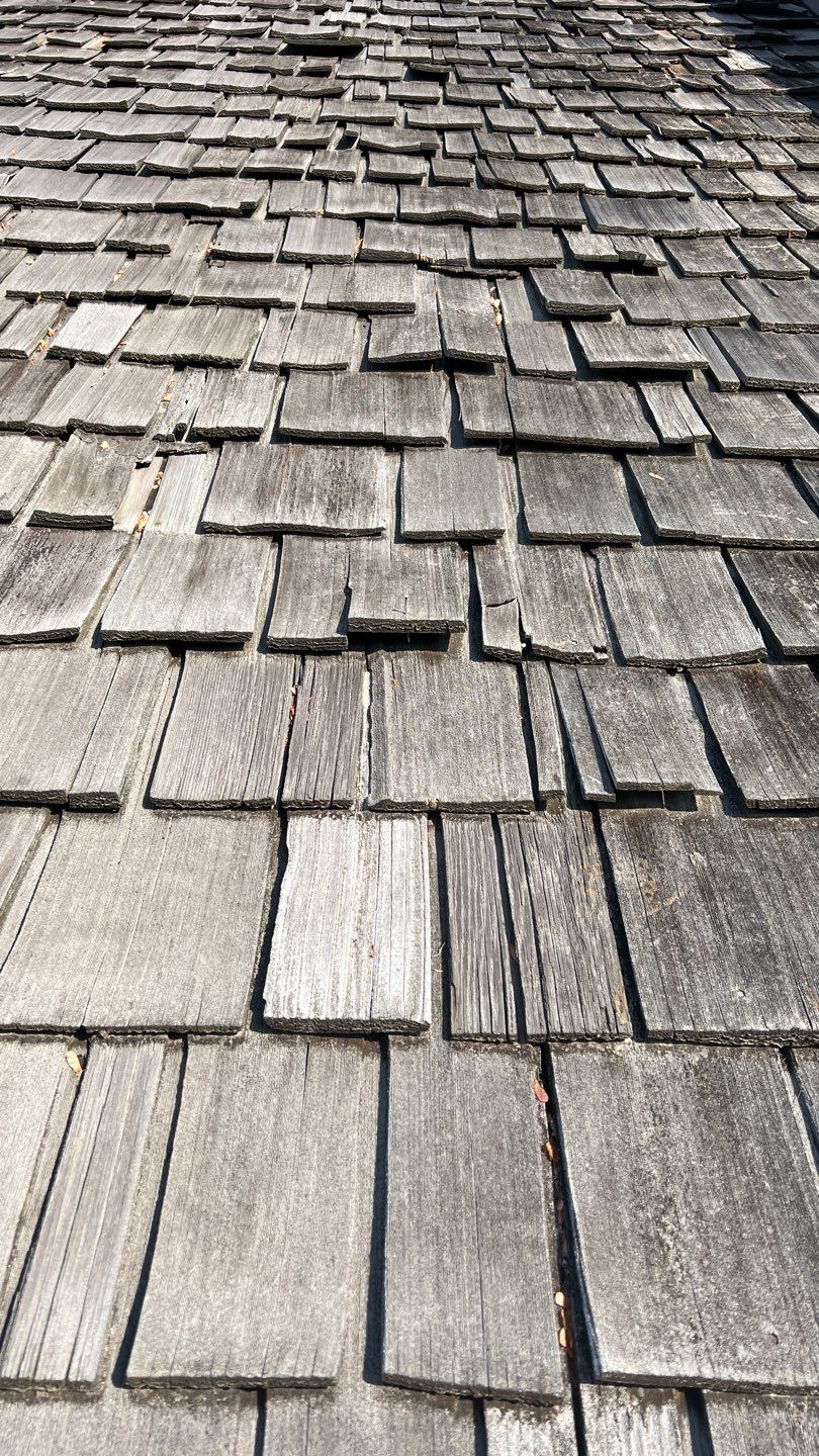 Falls Church - 18" Perfection CCA Shakes in Western Red Cedar by RM Banning, Inc.