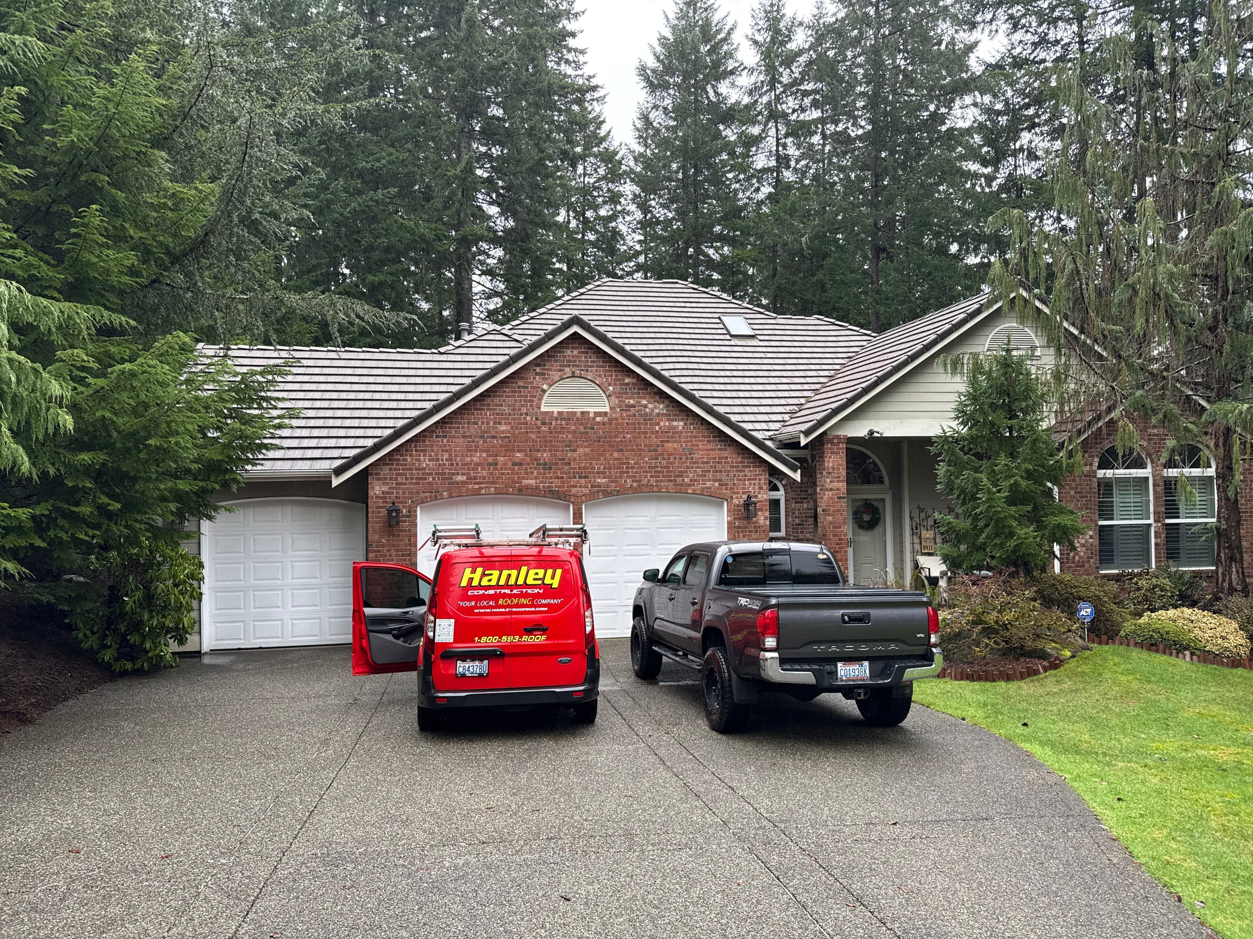 Residential Roof Replacement Estimate in Port Orchard, WA by Hanley Construction