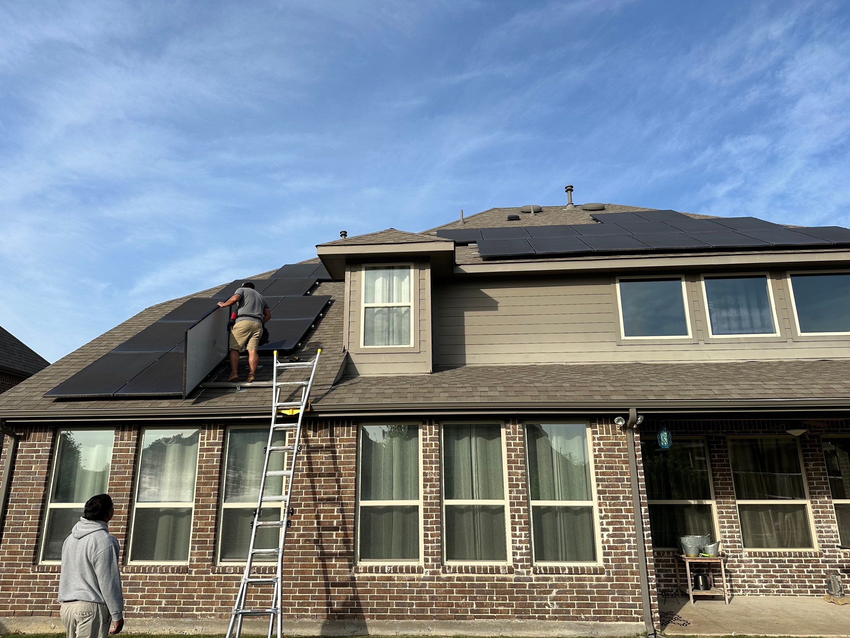 D&R Trophy Club, Tx using Solar Panels by Sunaura Solar