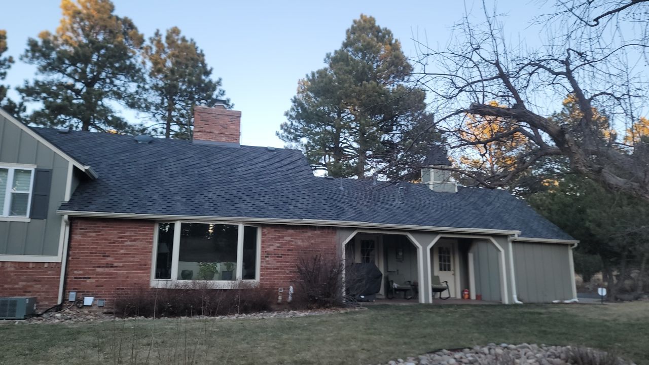 Parker McKean House  by Jireh 7 Roofing 