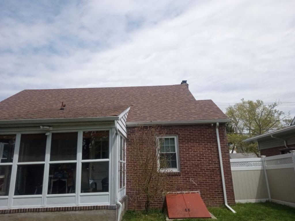 Rustic Cedar Shingles by Reimagine Roofing