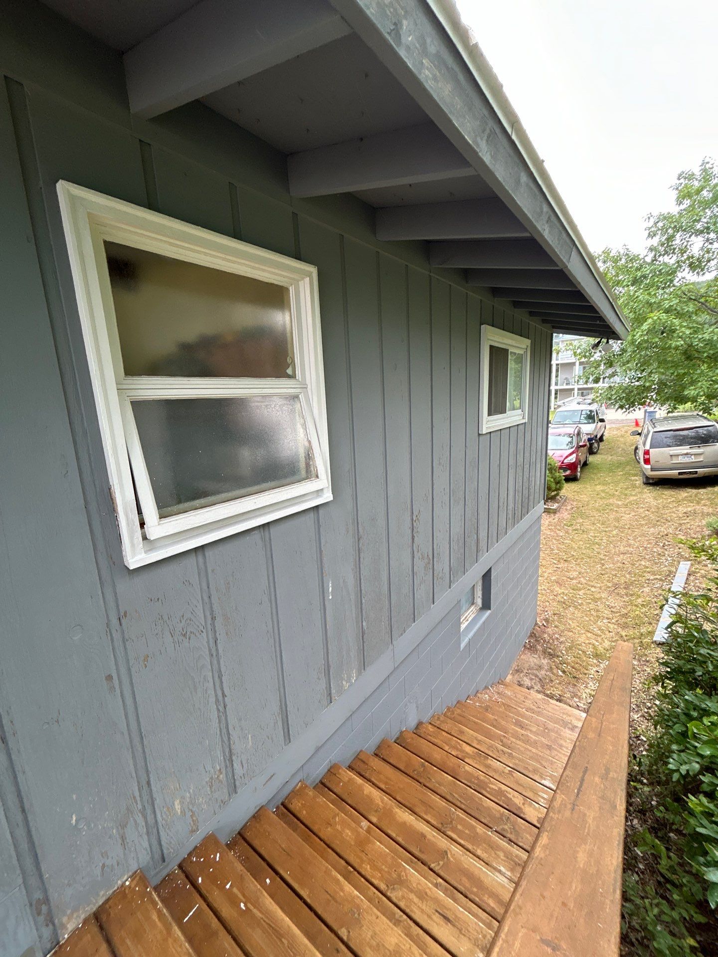 Exterior Painting. Exterior staining by Gordon Painting