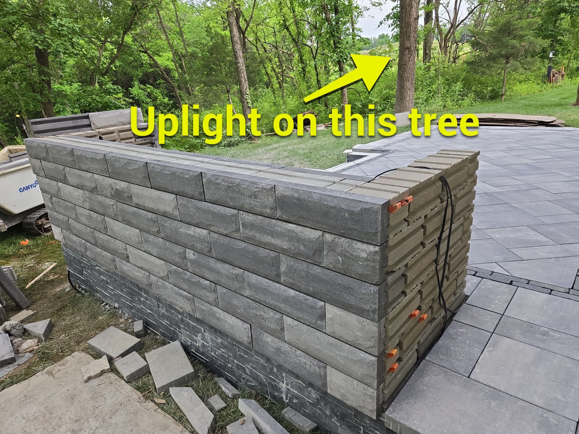 Beacon Hill Paver Patio by LAND ESCAPES LLC