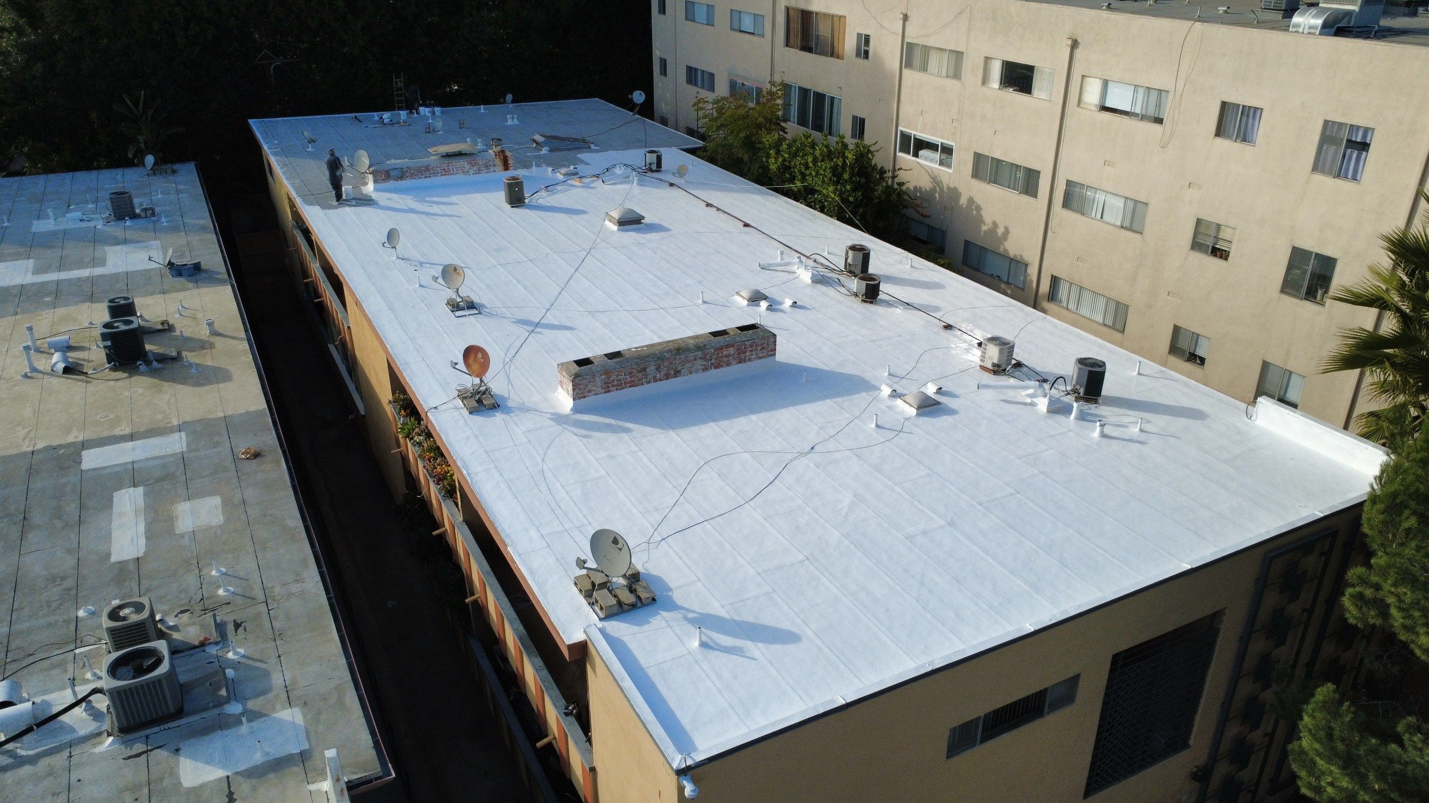 Silicone Coating- Apartment Building in West Hollywood by Hull Brothers Roofing