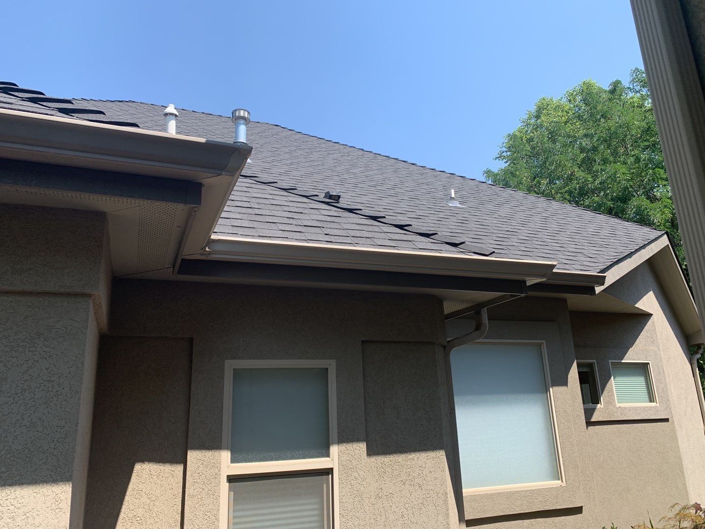 Eagle ID., Steep pitched Residential Roofing Installation using Owens Corning by ID Roofing LLC