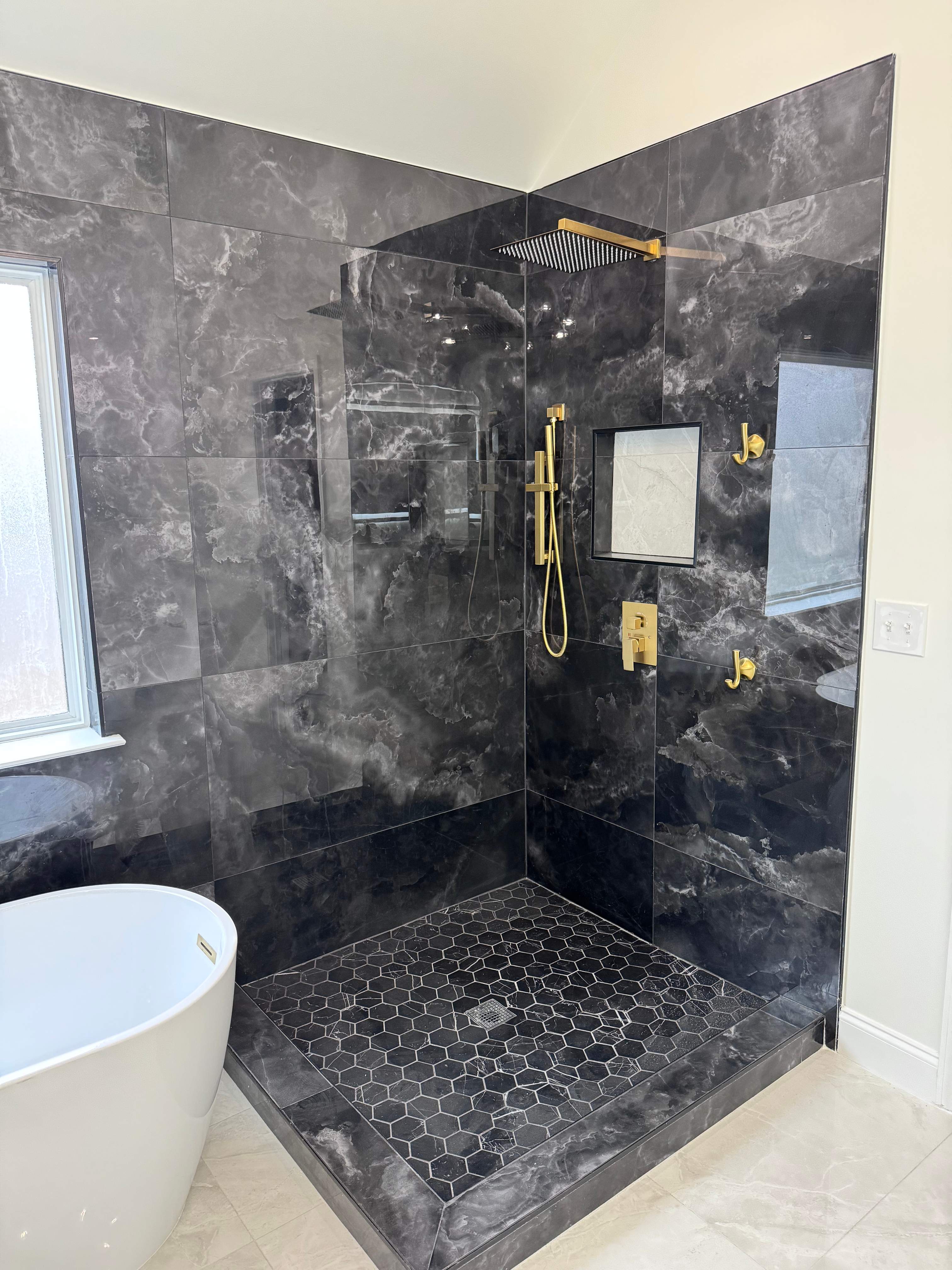 Master bathroom renovation by Prudencio
