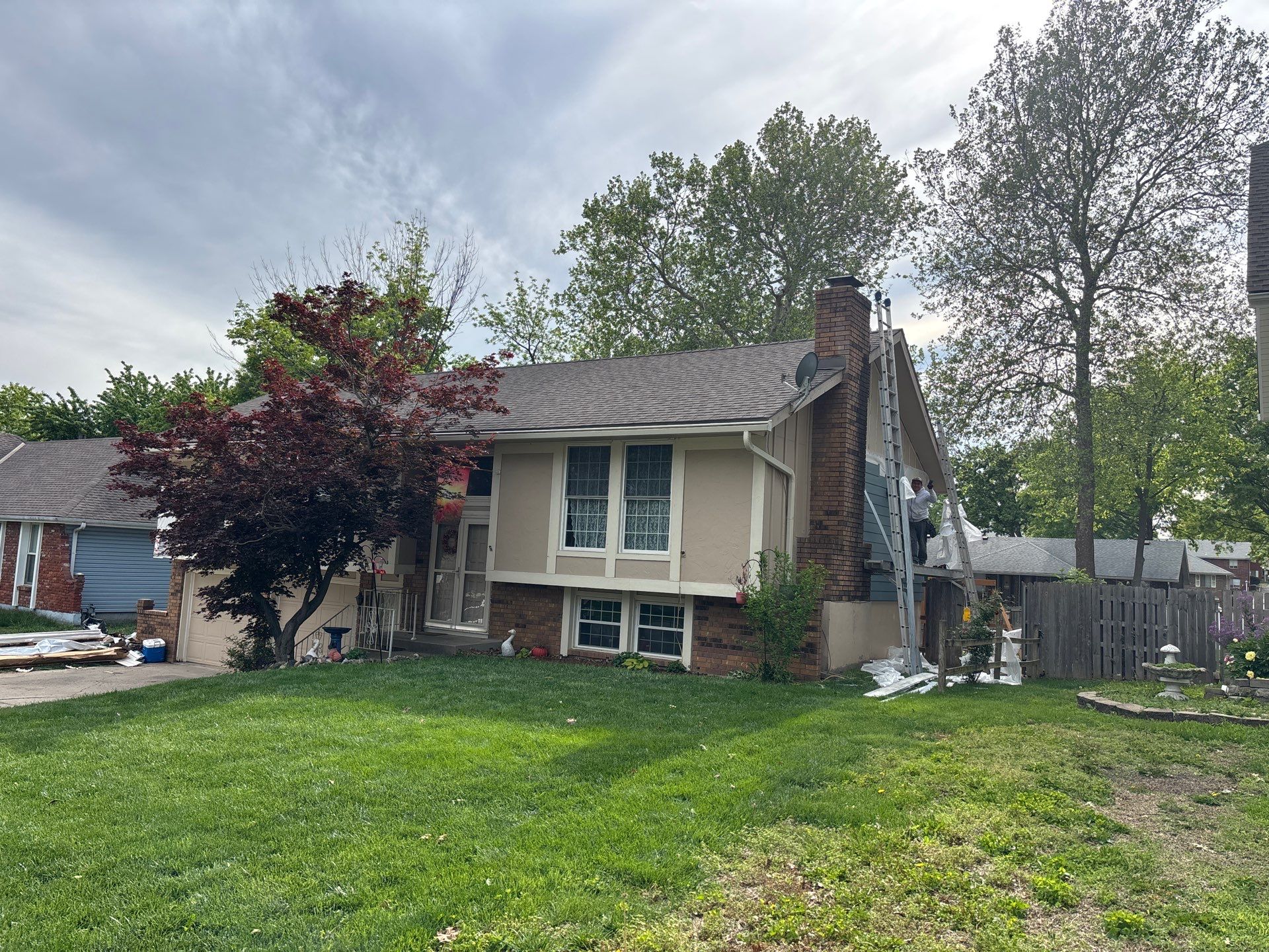 James Hardie in Kansas City Mo  by EEC  Windows, Siding & Roofing 
