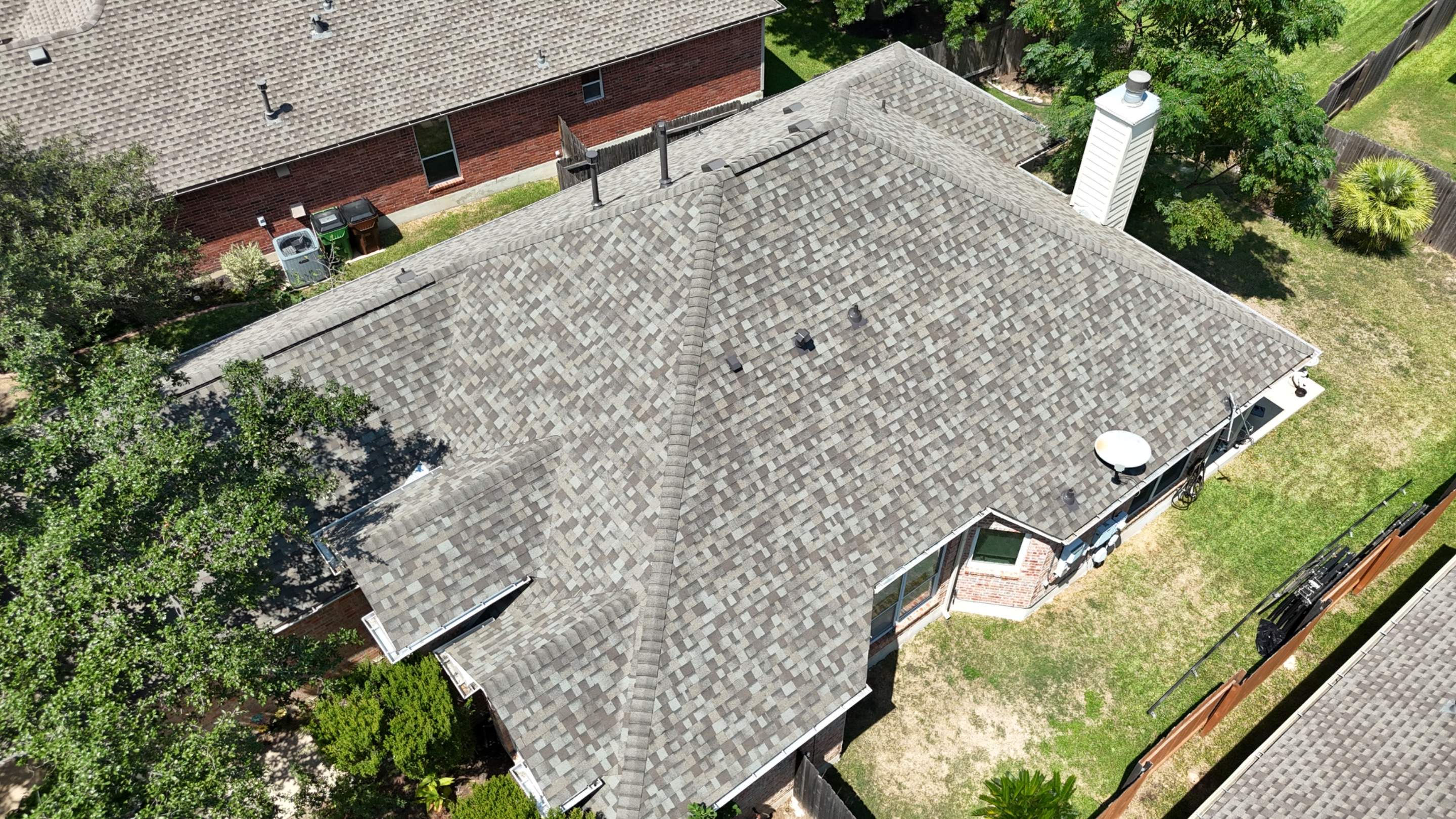 Driftwood - Owens Corning TruDefinition Duration by RoofsOnly.com