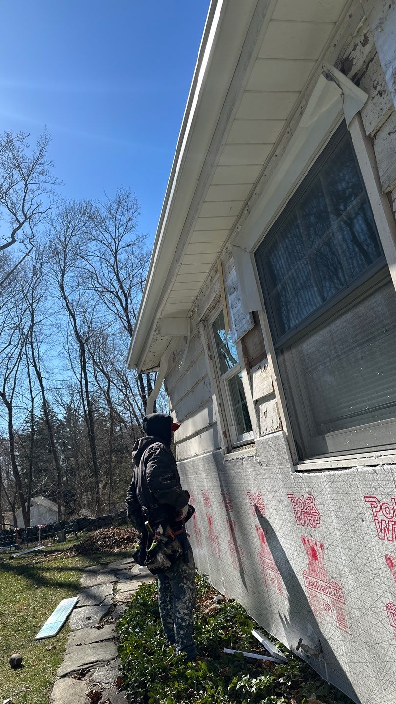 Siding Installation using Certainteed Cedar Impressions Sterling Gray by A Plus Exterior