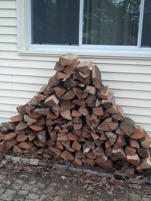 Firewood Delivery  using Seasoned Firewood