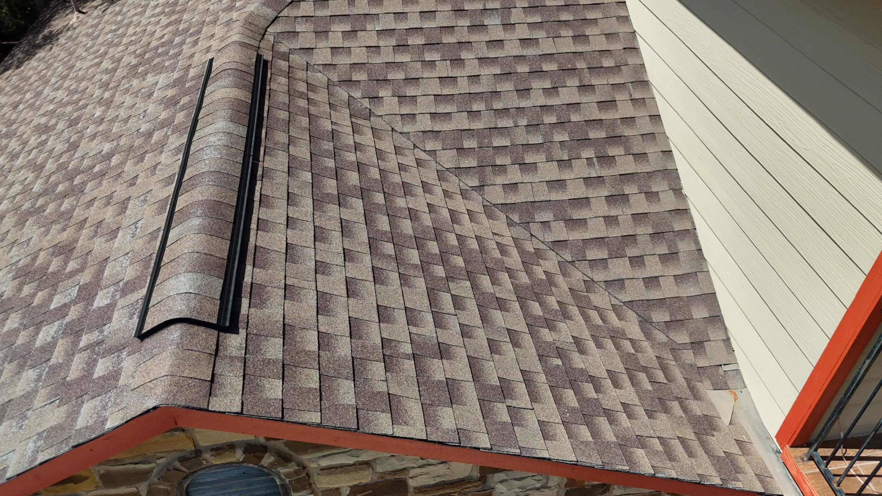 Desert Rose - Owens Corning TruDefinition Duration by RoofsOnly.com