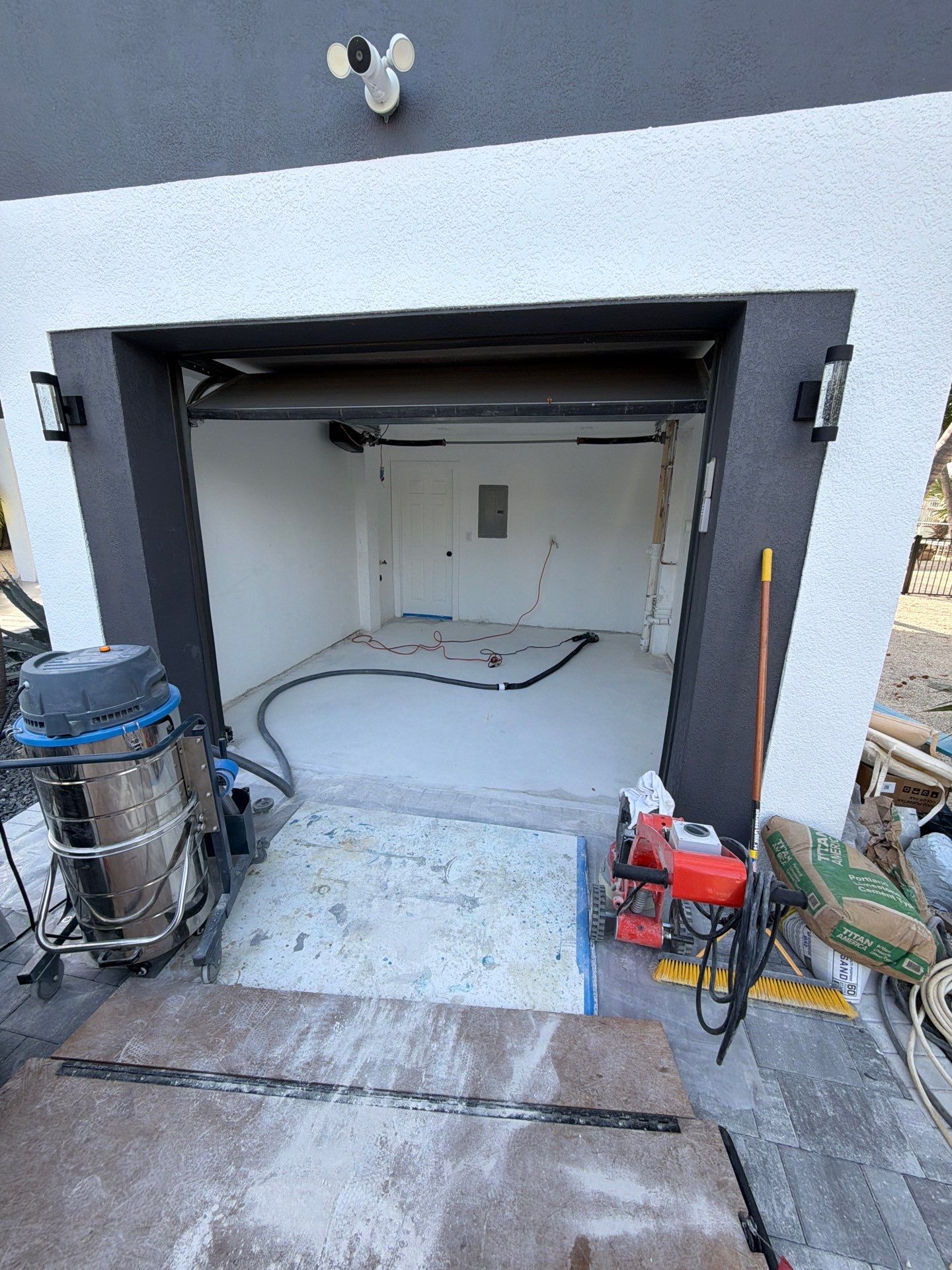“Custom Flake Blend” Garage in Marathon, FL by Tropical Epoxy Coatings & Creations LLC