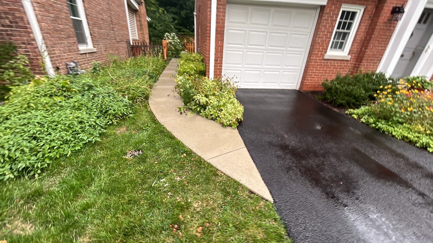 Brick Paver cleaning, sanding, seal by Northern Power Washing LLC.