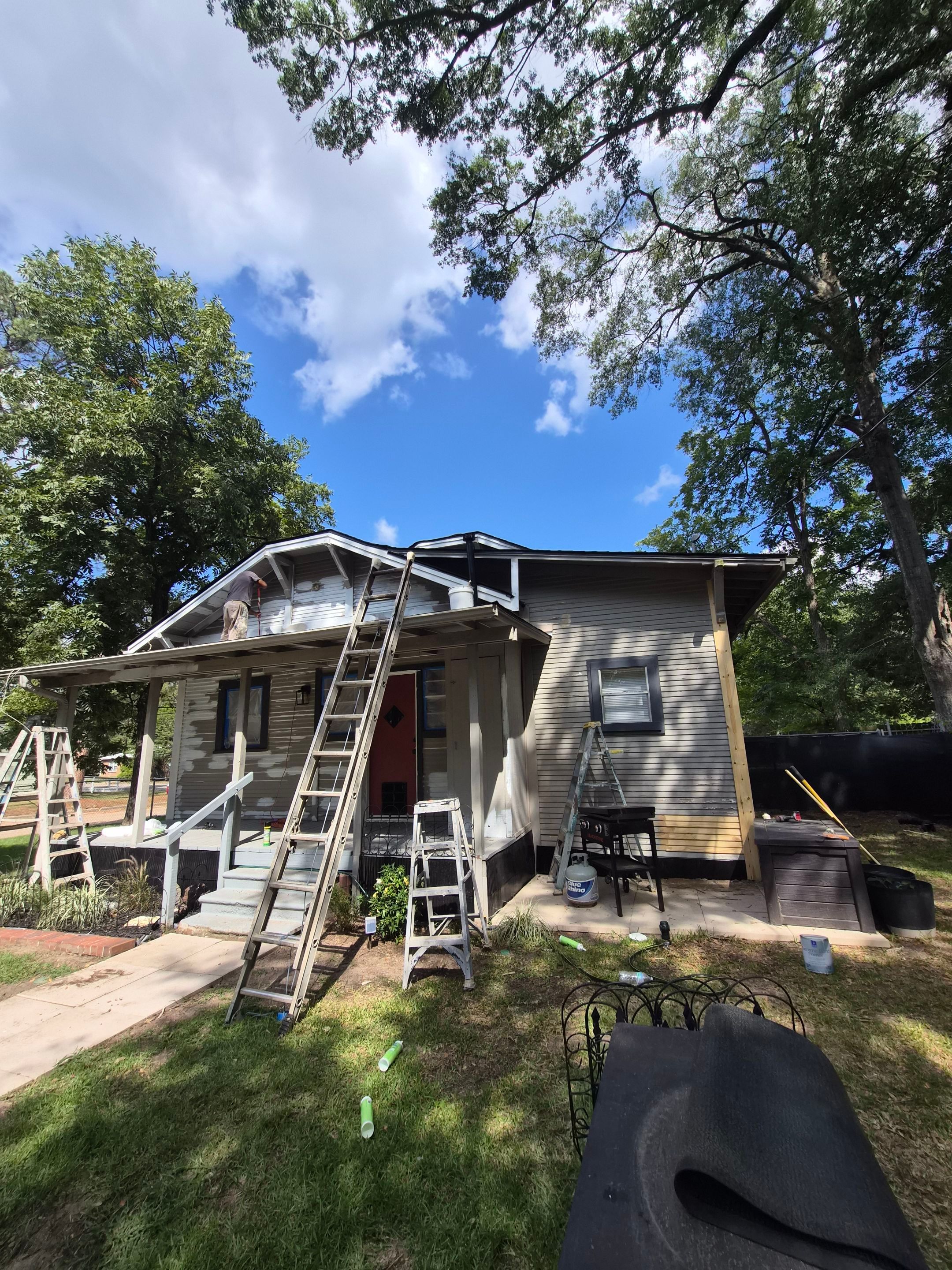 Old Mineola Home Gets New Facelift with Paint by Quality Coats Painting
