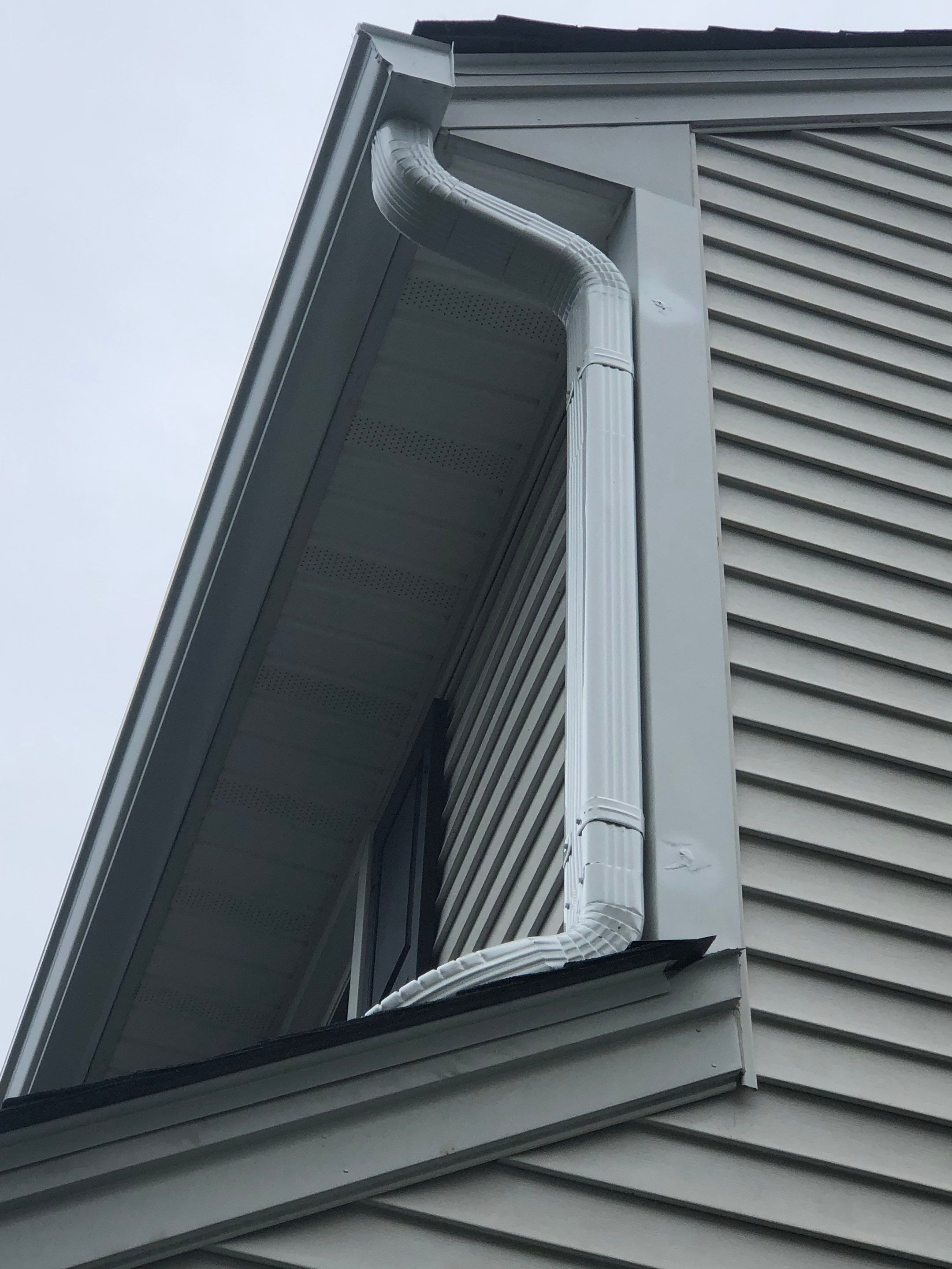 Vienna: CertainTeed Landmark Pro Designer Shingles in Max Def Moire Black by RM Banning, Inc.