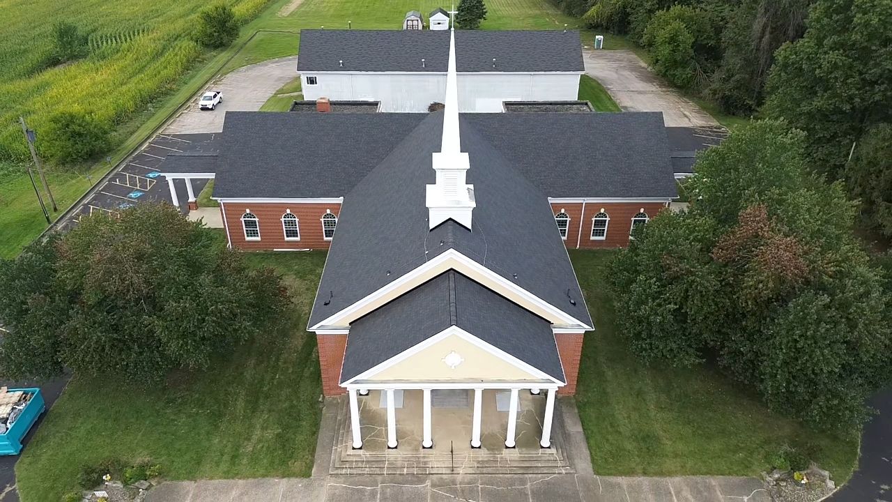ATLAS PINNACLE COLOR: BLACK PRISTINE by Eagle Eye Roofing