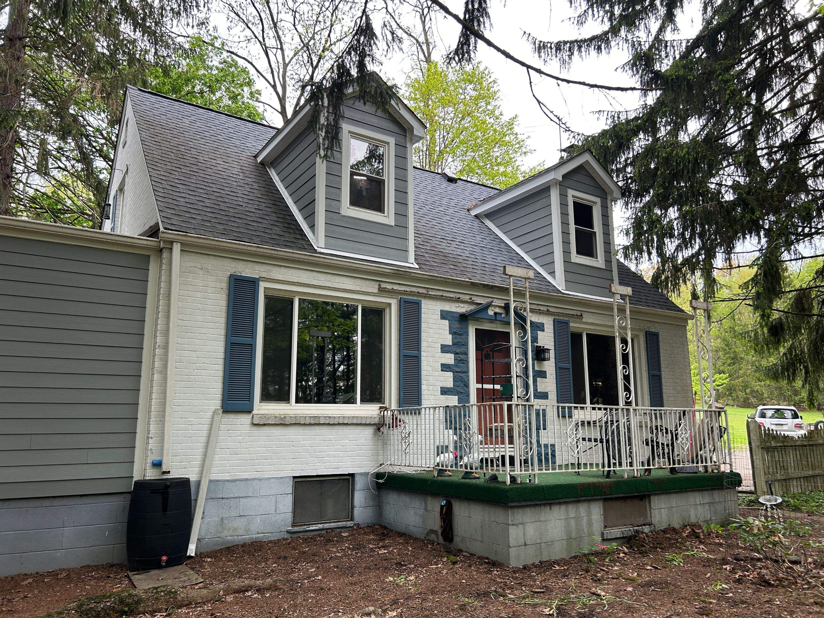 Cedar Siding to James Hardie Lap Siding in Pittsburgh by Ideal Siding Pittsburgh