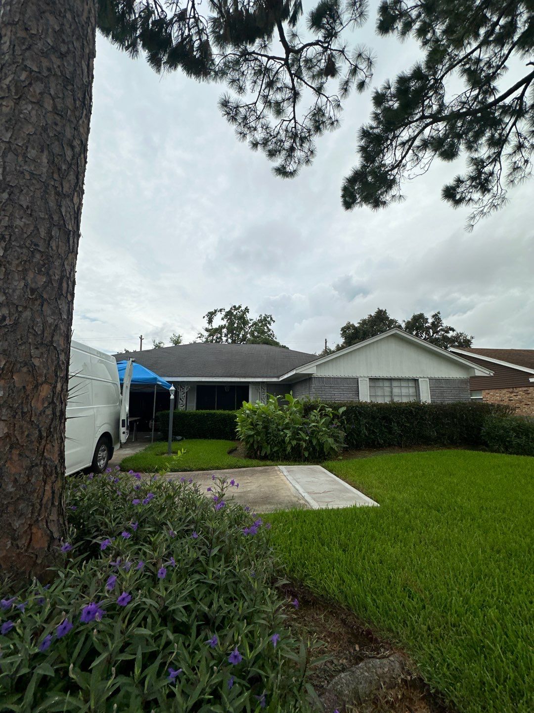 Hail Damage using Owen's Corning Duration (Lifetime) Shingles by Roof Repair Company