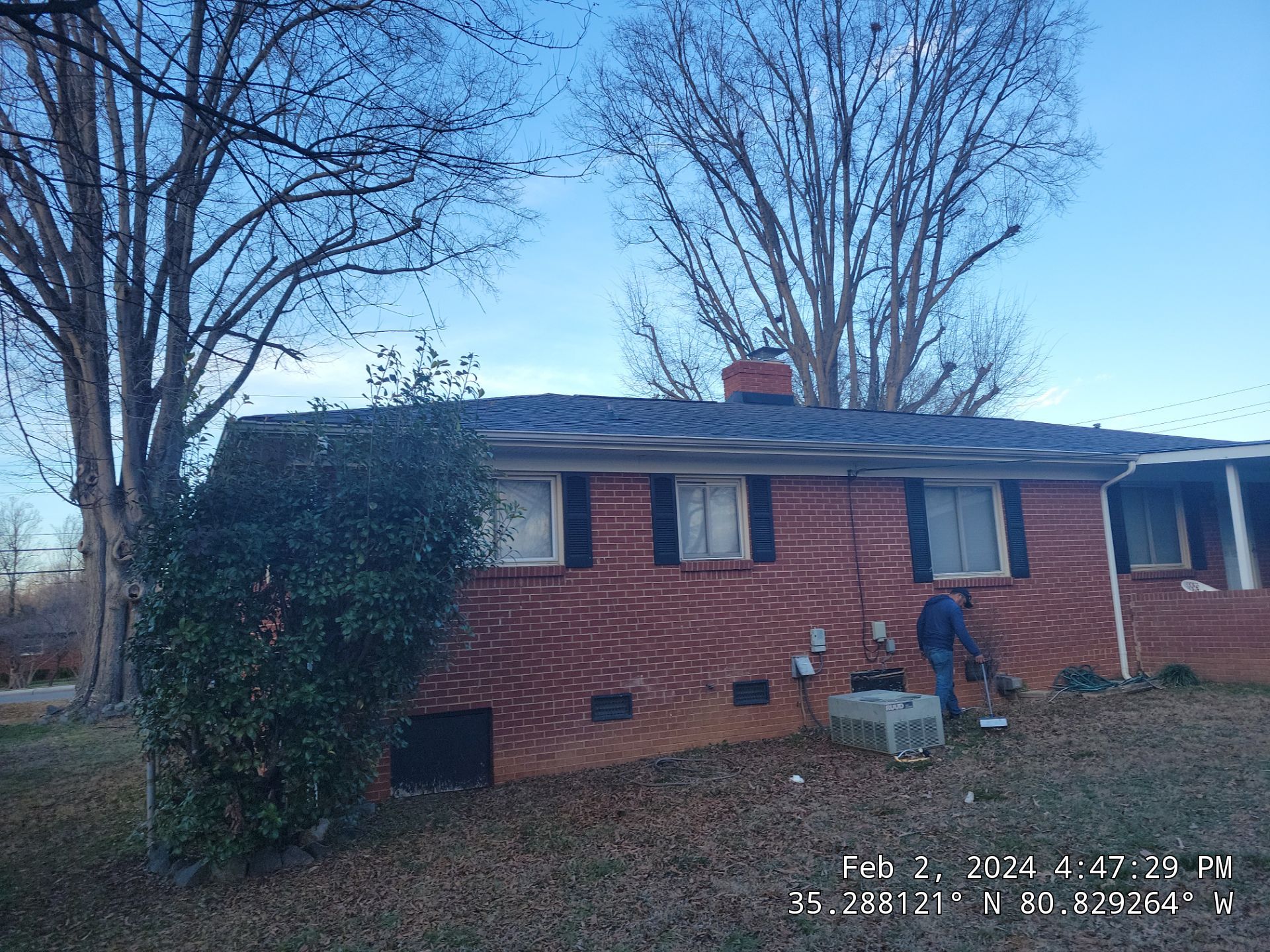 Charlotte- Williamsburg Gray by Merritt Roofing LLC