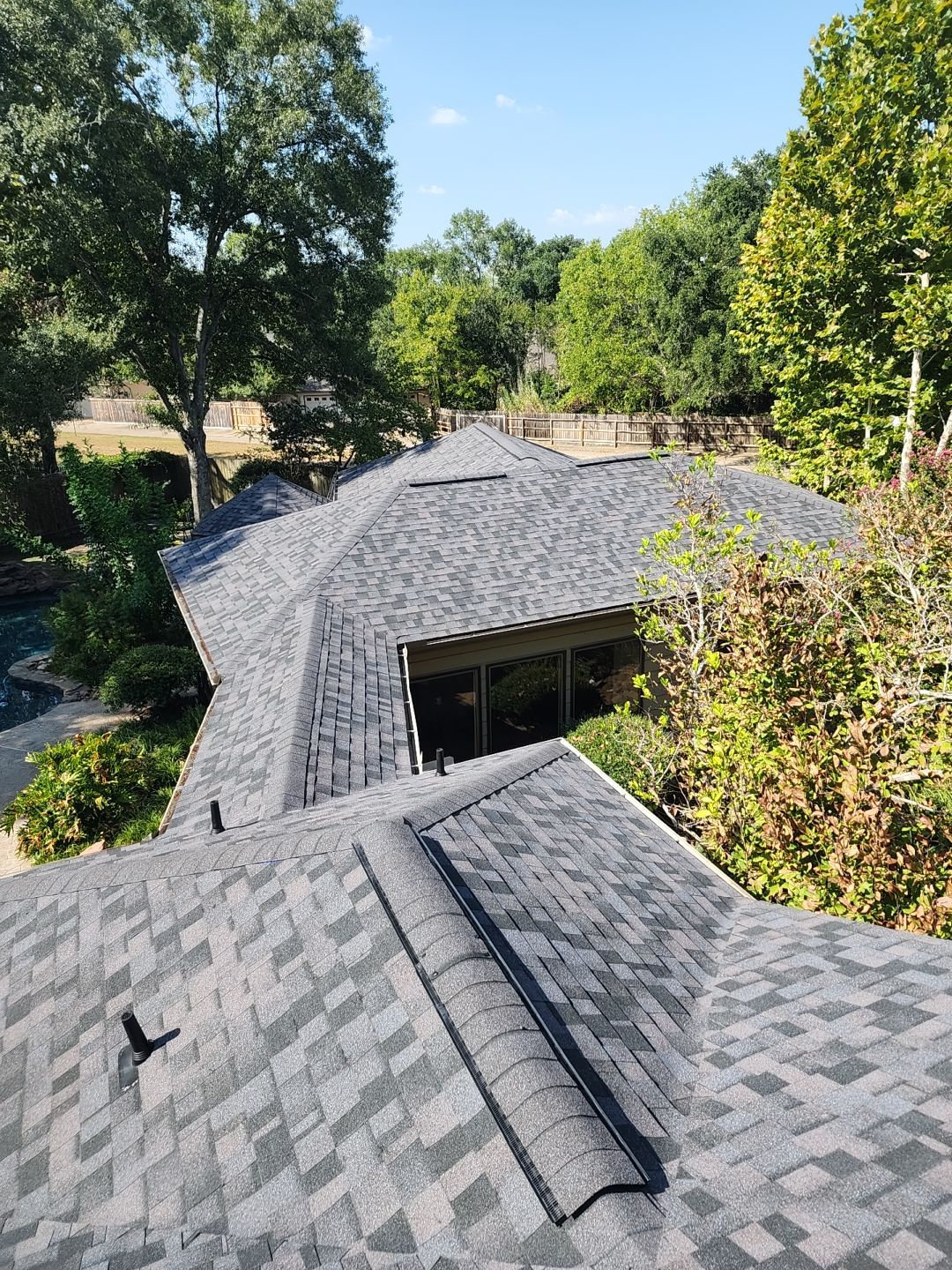 Residential Roofing Installation using Owen's Corning Duration (Lifetime) Shingles by Roof Repair Company