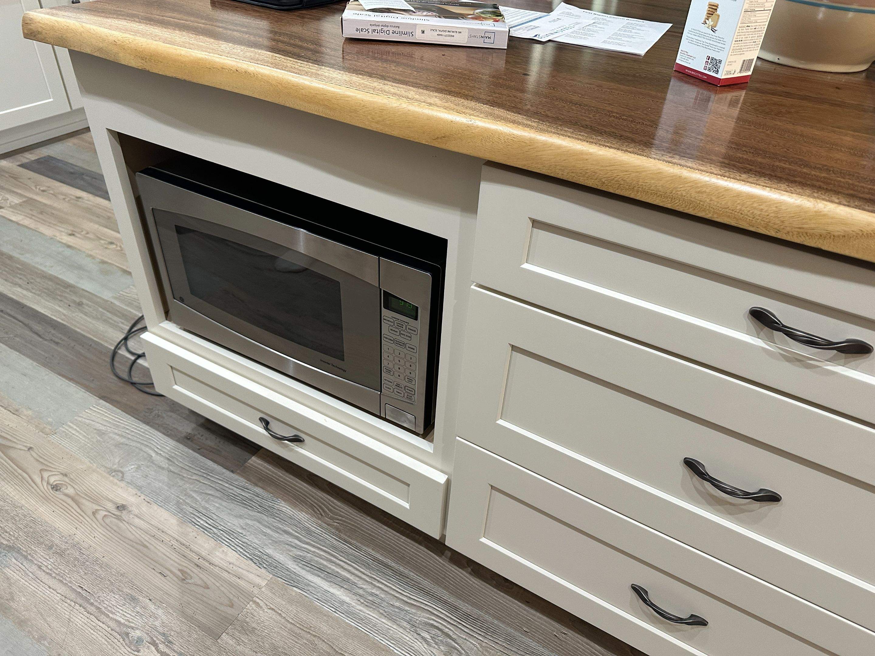 Antique shaker cabinets and granite kitchen and bathroom installation by Mena stone surfaces
