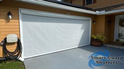 Retractable Sun & Bug Screen 