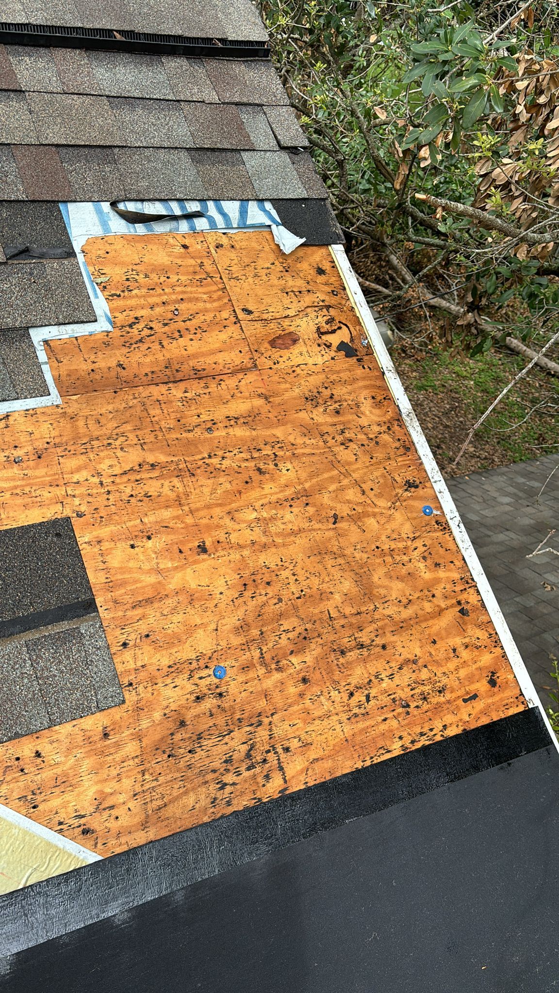 Residential Roofing Repair using Owen's Corning Duration (Lifetime) Shingles by Roof Repair Company