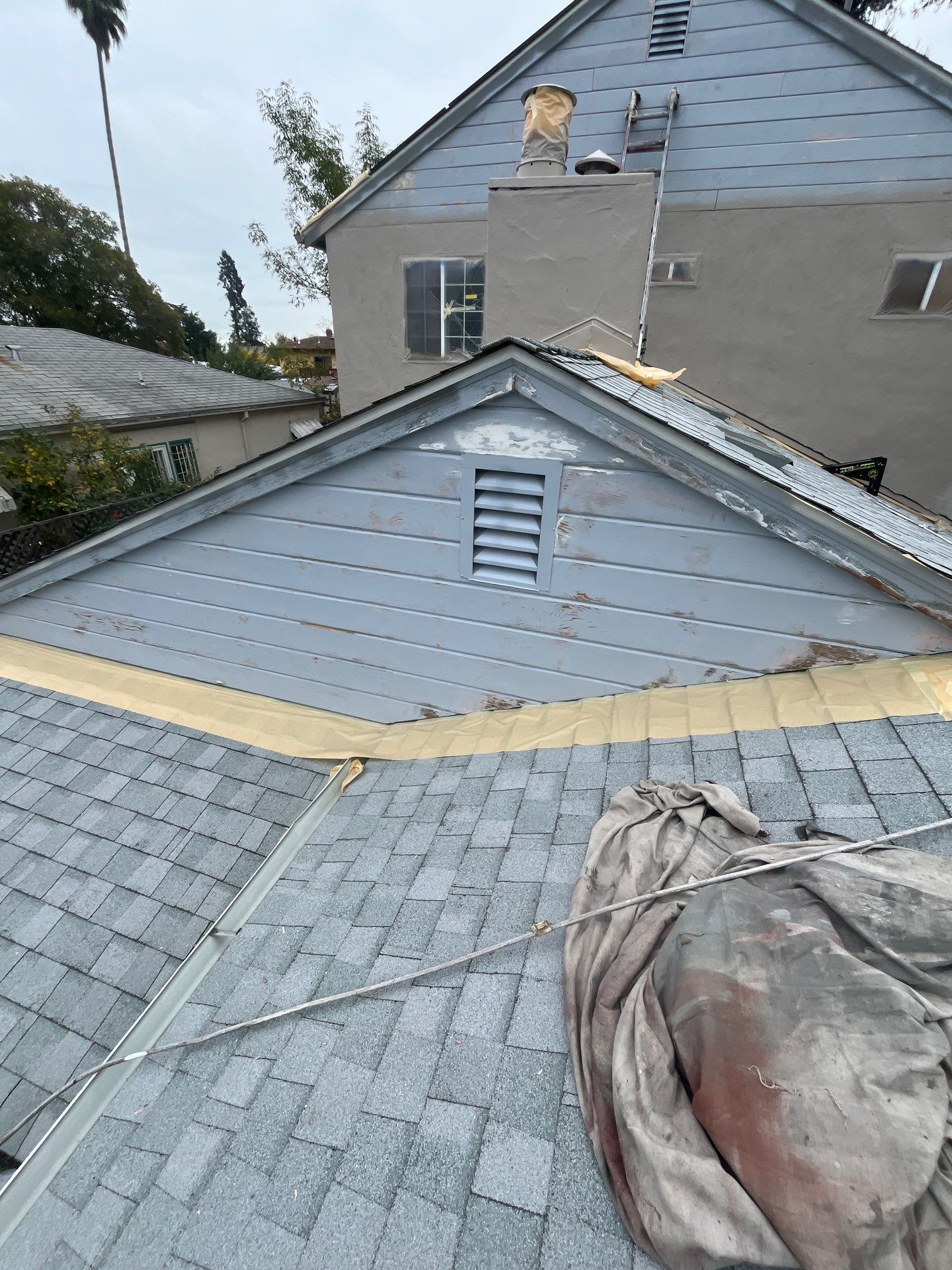 Exterior repaint-siding and stucco by Herrera’s Bay Area Painting inc.