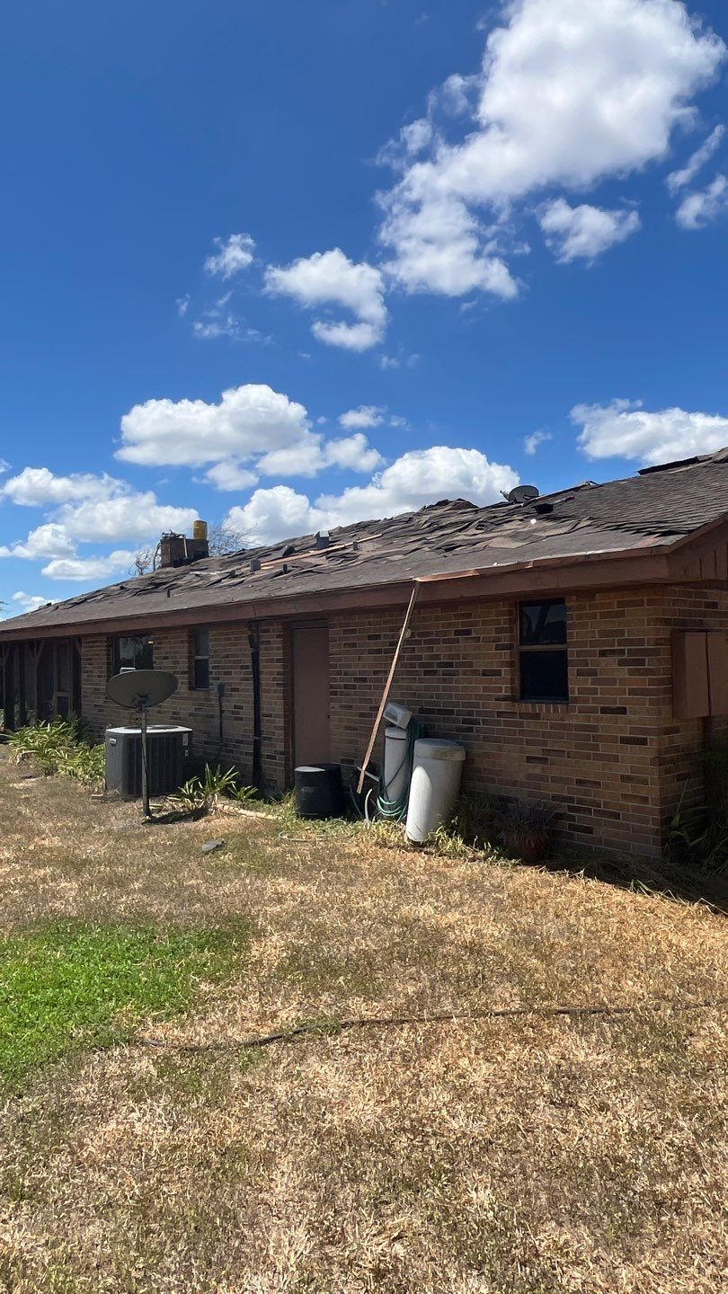 Country Roofing by Bayfront Roofing and Construction