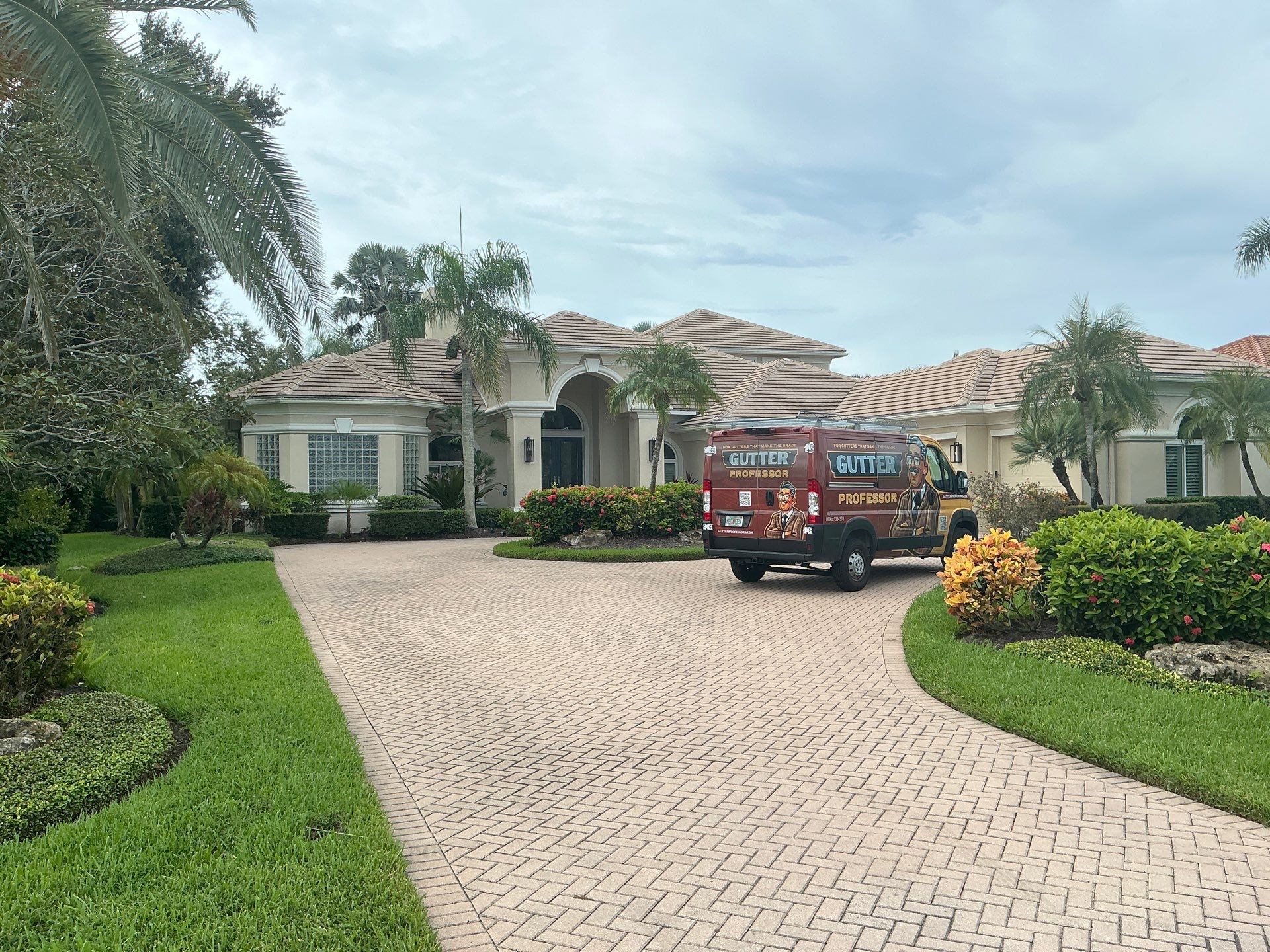 Custom Gutter Solutions for Luxury Villas in Osprey FL by Gutter Professors