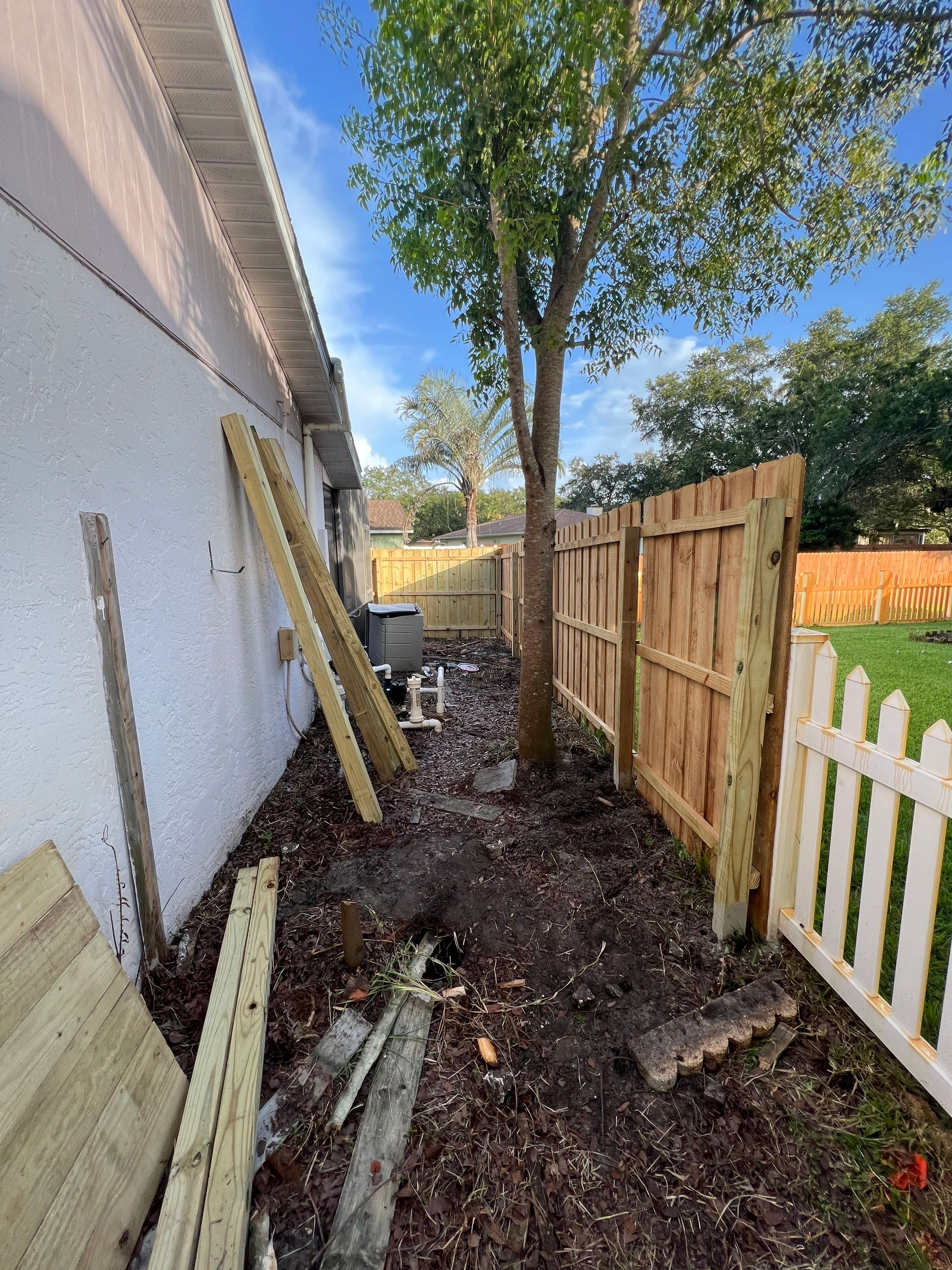 Bradenton, FL 6ft. Tall Board on Board Privacy Fence  by Asap fence and gates, LLC