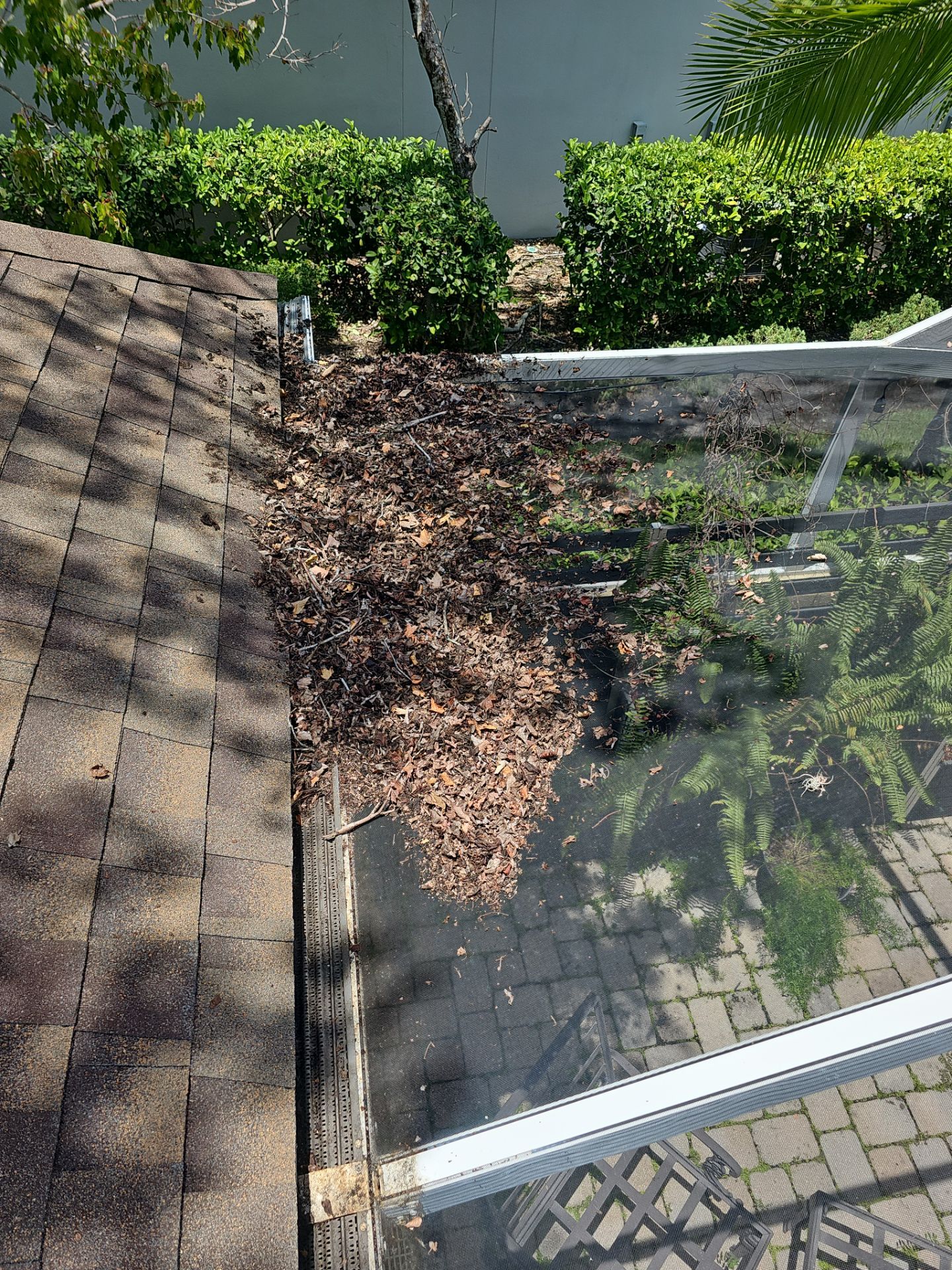 HOA gutter cleaning before