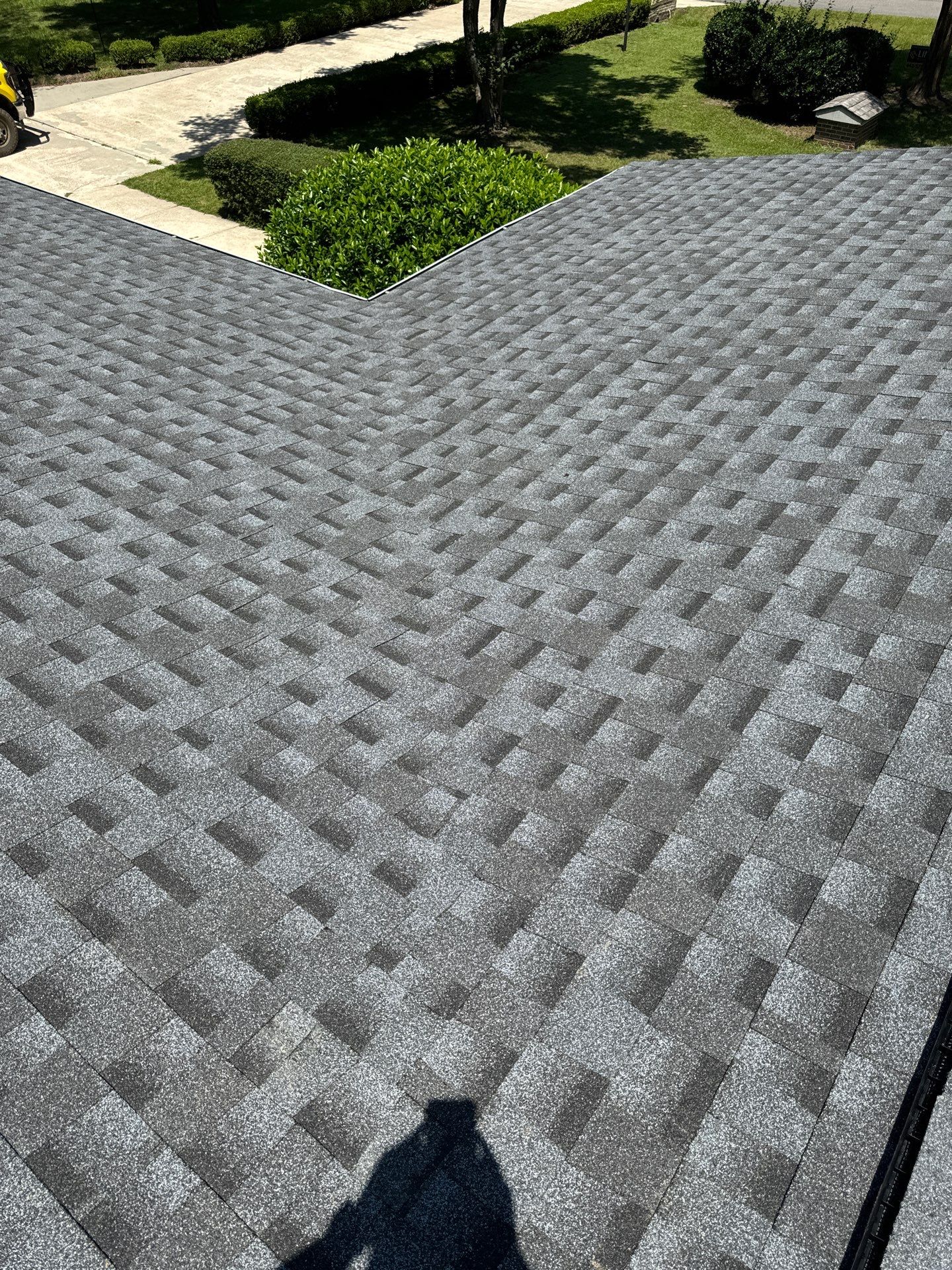 GAF HDZ - Pweter Gray by Linta Roofing