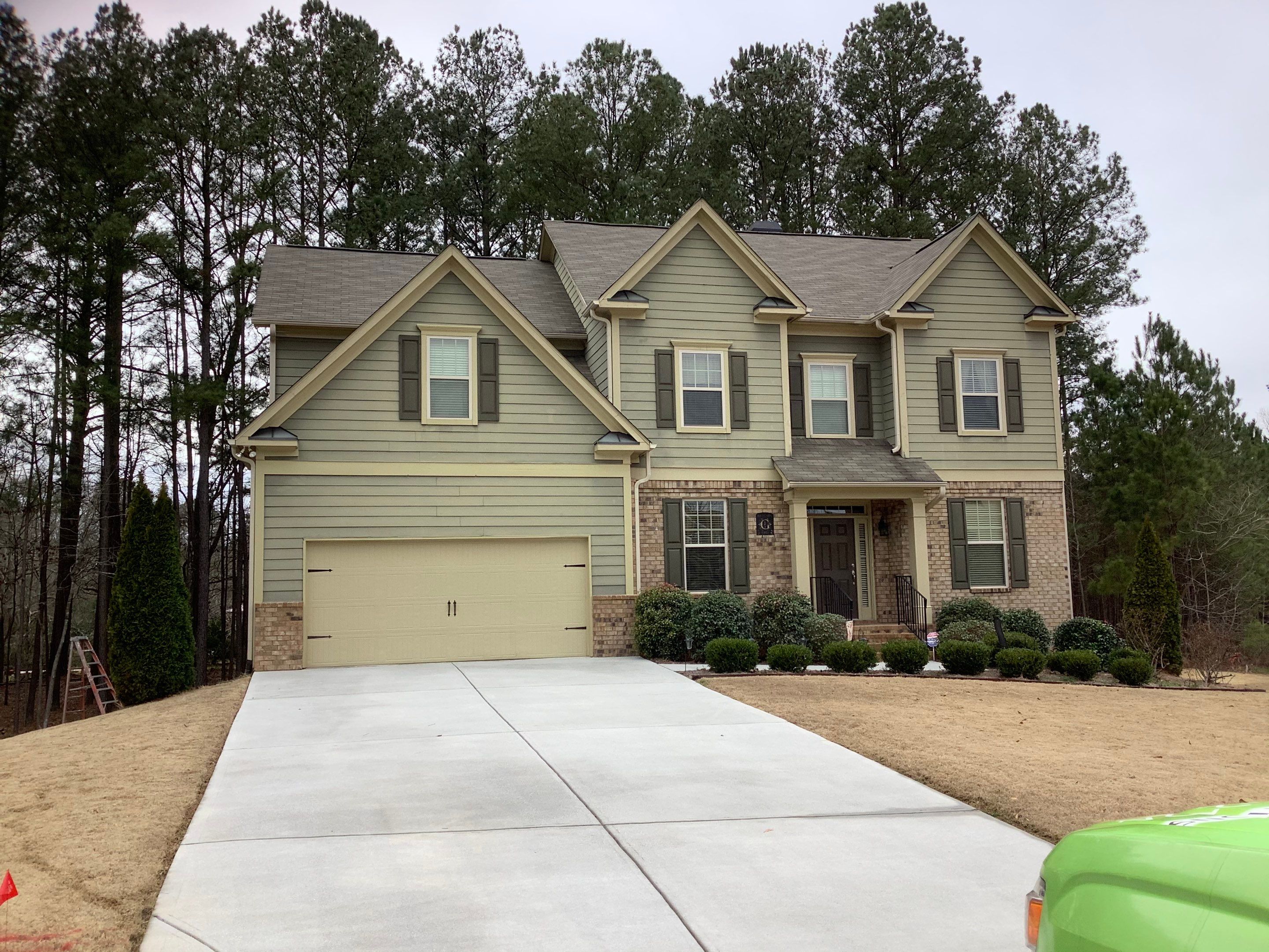 Complete Exterior Home Painting and Siding Refresh in Powder Springs by Swift Home Renovations