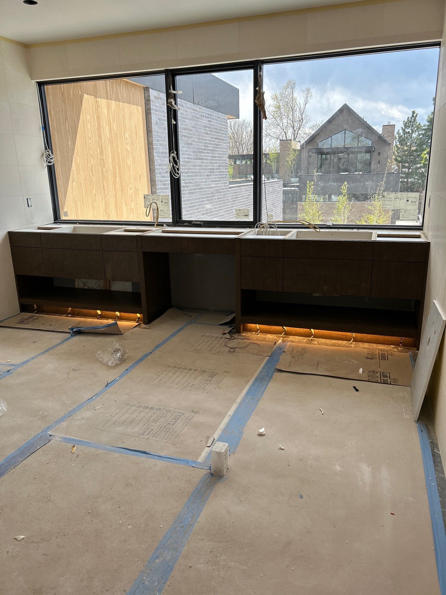 Denver Kitchen, Bath, Home Entertainment, and Closet Install by Concept 32, Inc.