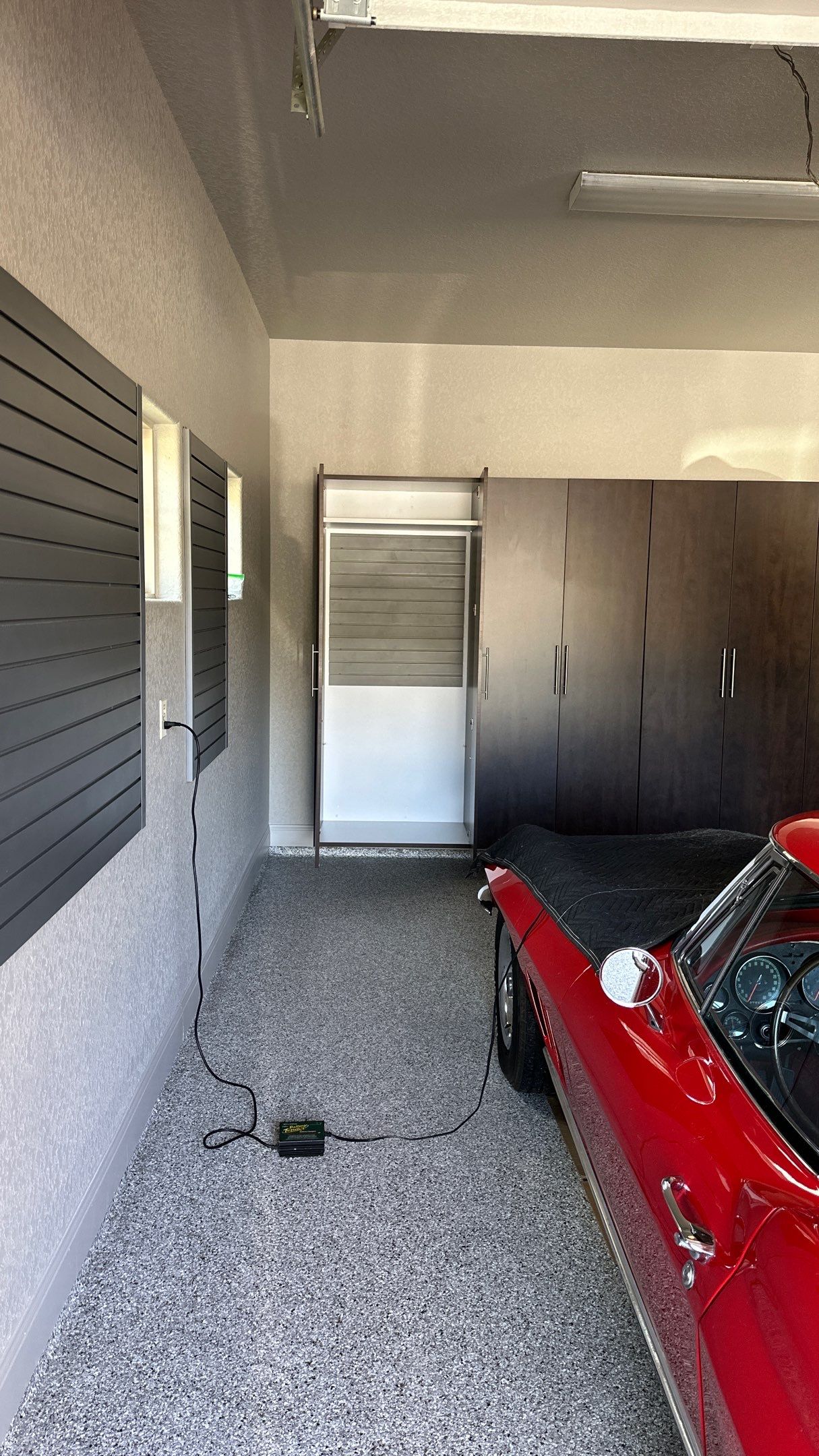 Vintage Oaks, New Braunfels by TORO Garage Co