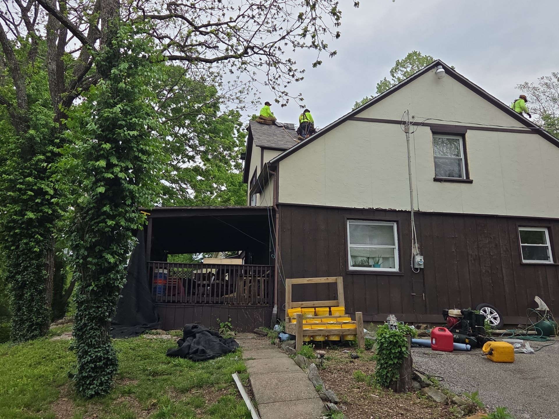 Residential Roofing Installation using Platinum Shield Roofing System from Mr. Roofer by Mr. Roofer