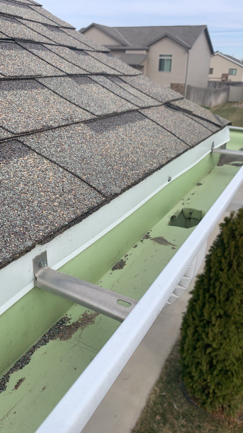 Residential Re-roof by White Castle Roofing