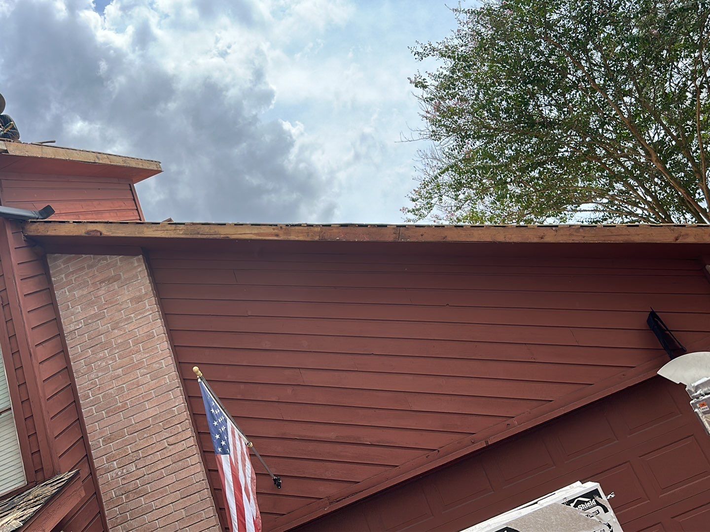Residential Roofing Installation using Owen's Corning Duration (Lifetime) Shingles by Roof Repair Company