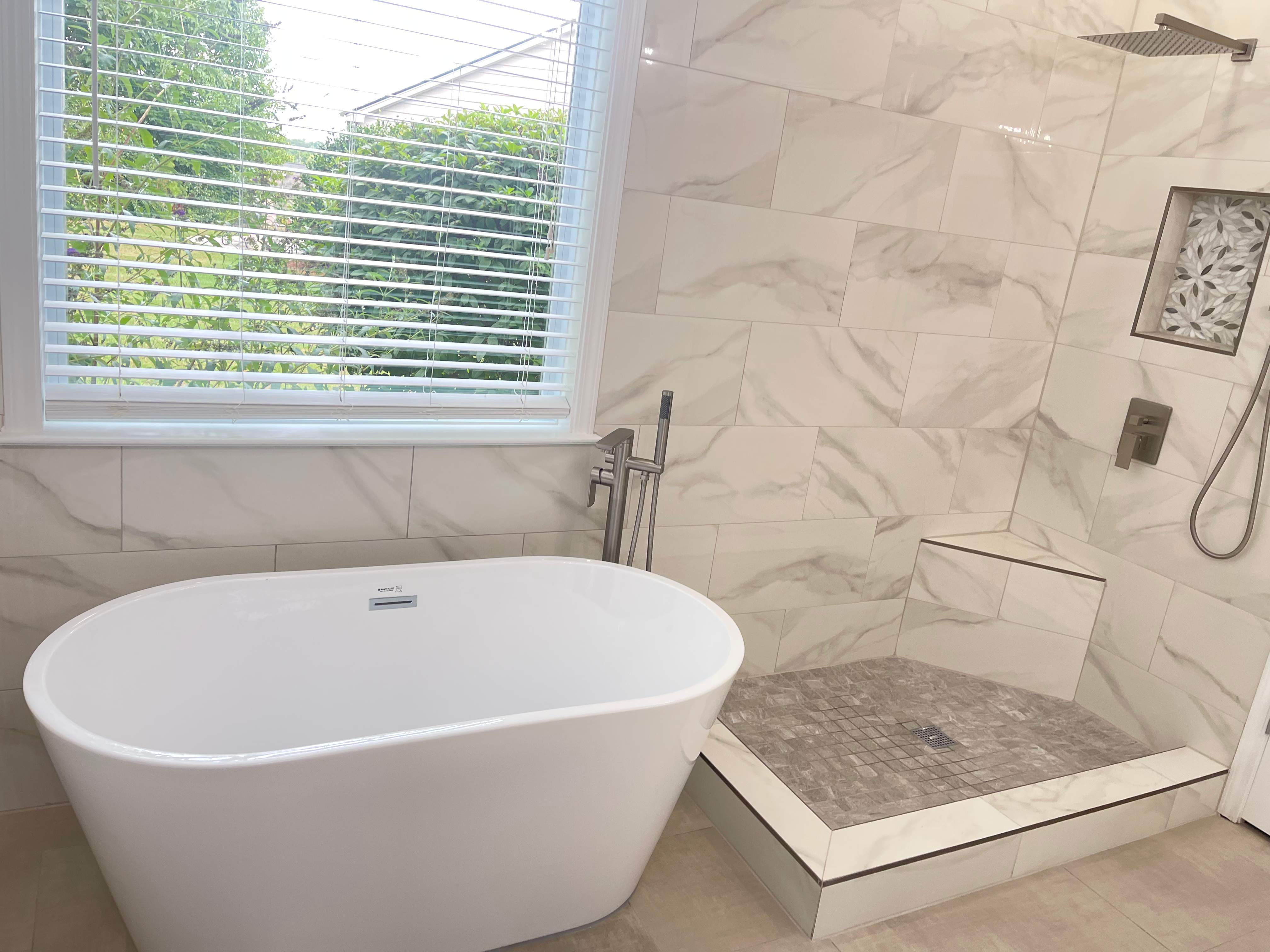 Master bathroom full renovation by Prudencio