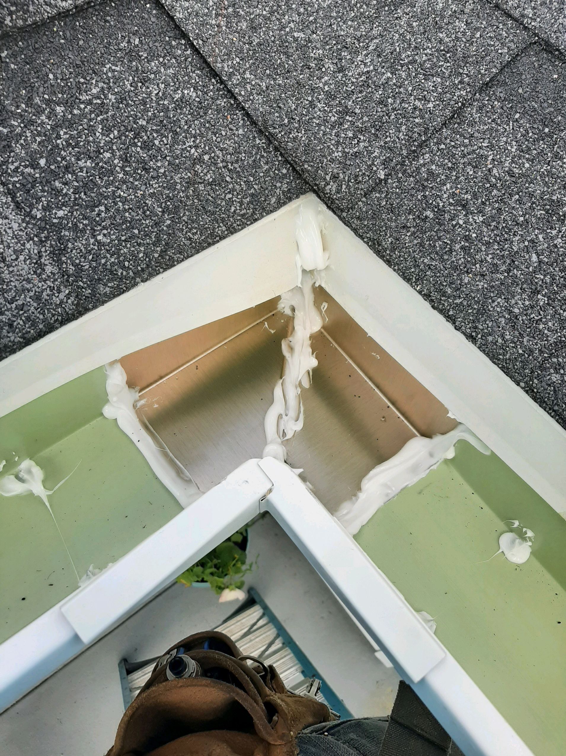 Gutter Installation using K-Style Seamless Gutters by Gutter Professors