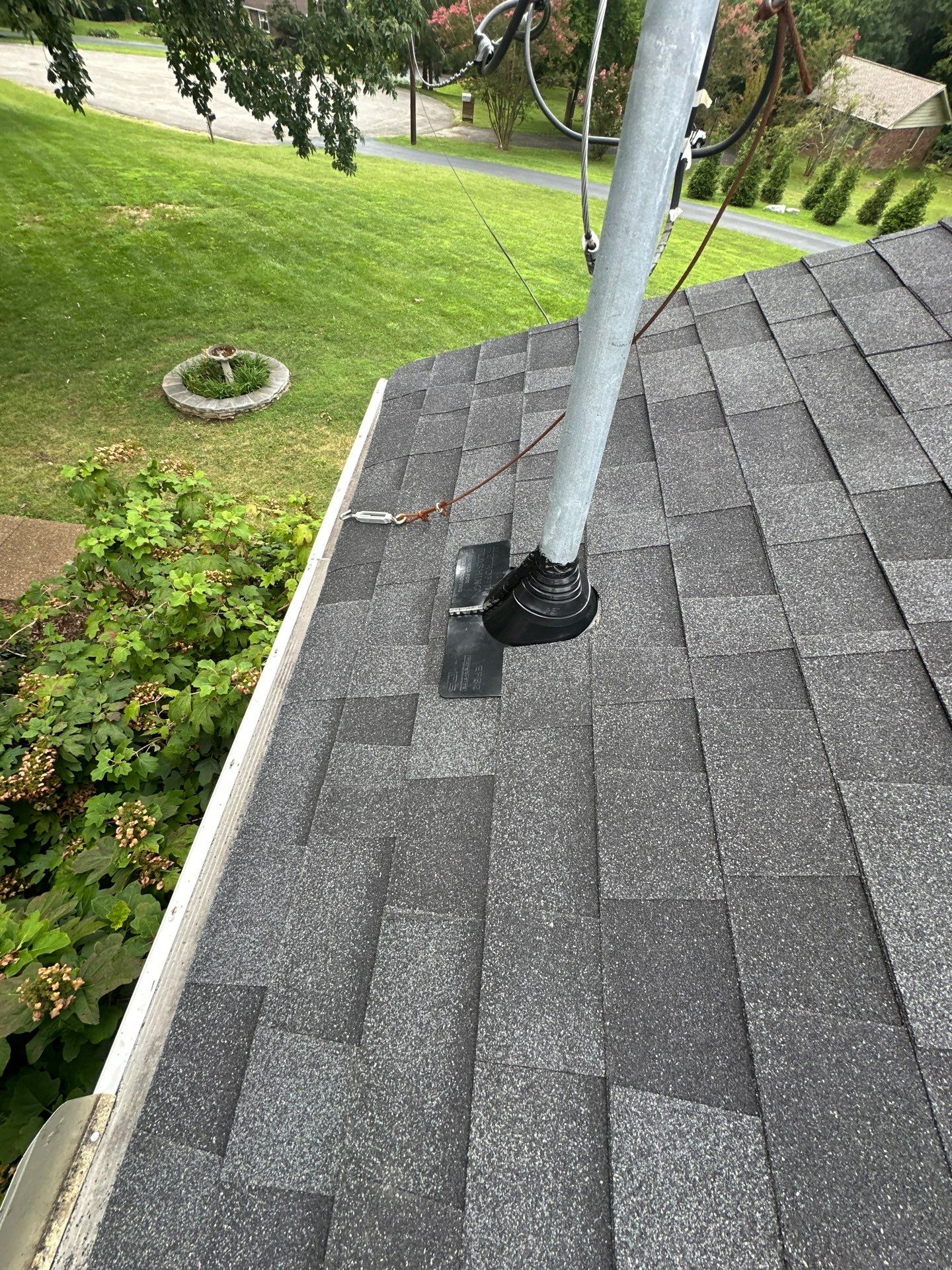 Malarkey Vista Shingles in Brilliant Black by Undersun Roofing