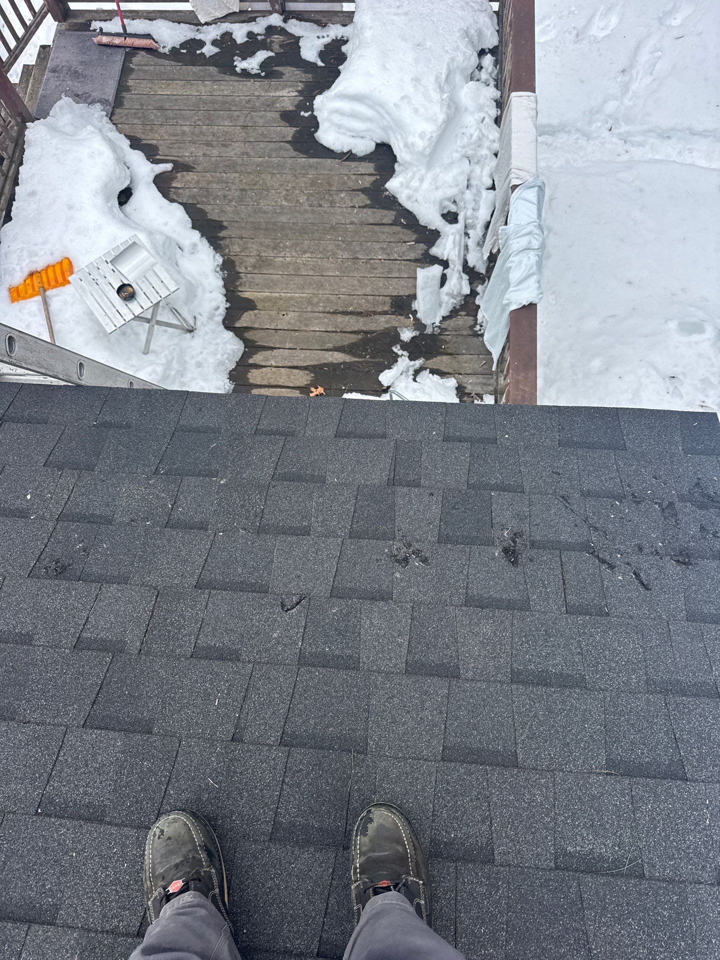 Ice Dam Removal & Snow Removal in Billerica, MA  by Mighty Dog Roofing of Greater Middlesex County