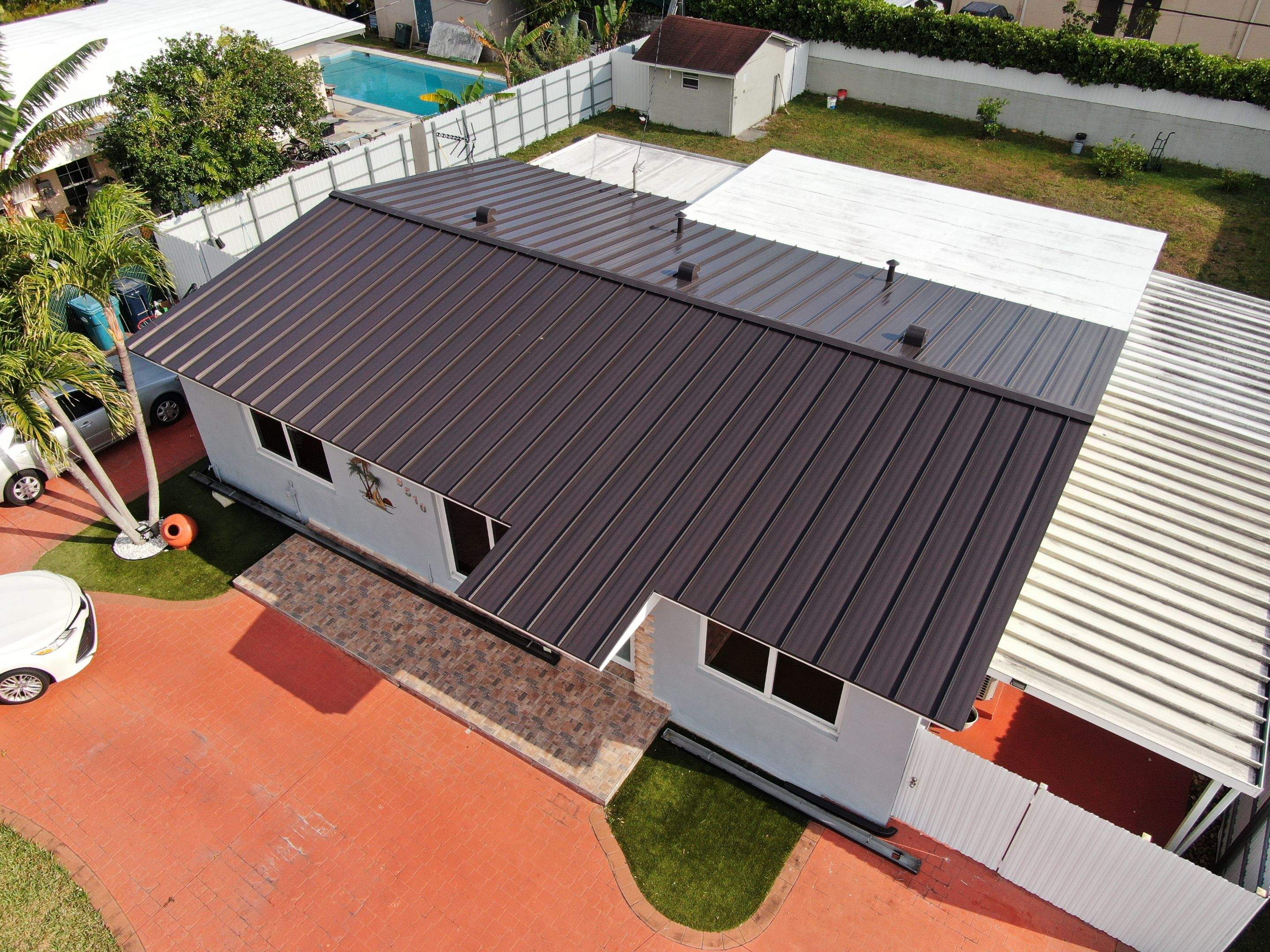 Metal Roof - Galvalume - Dark Bronze by Istueta Roofing