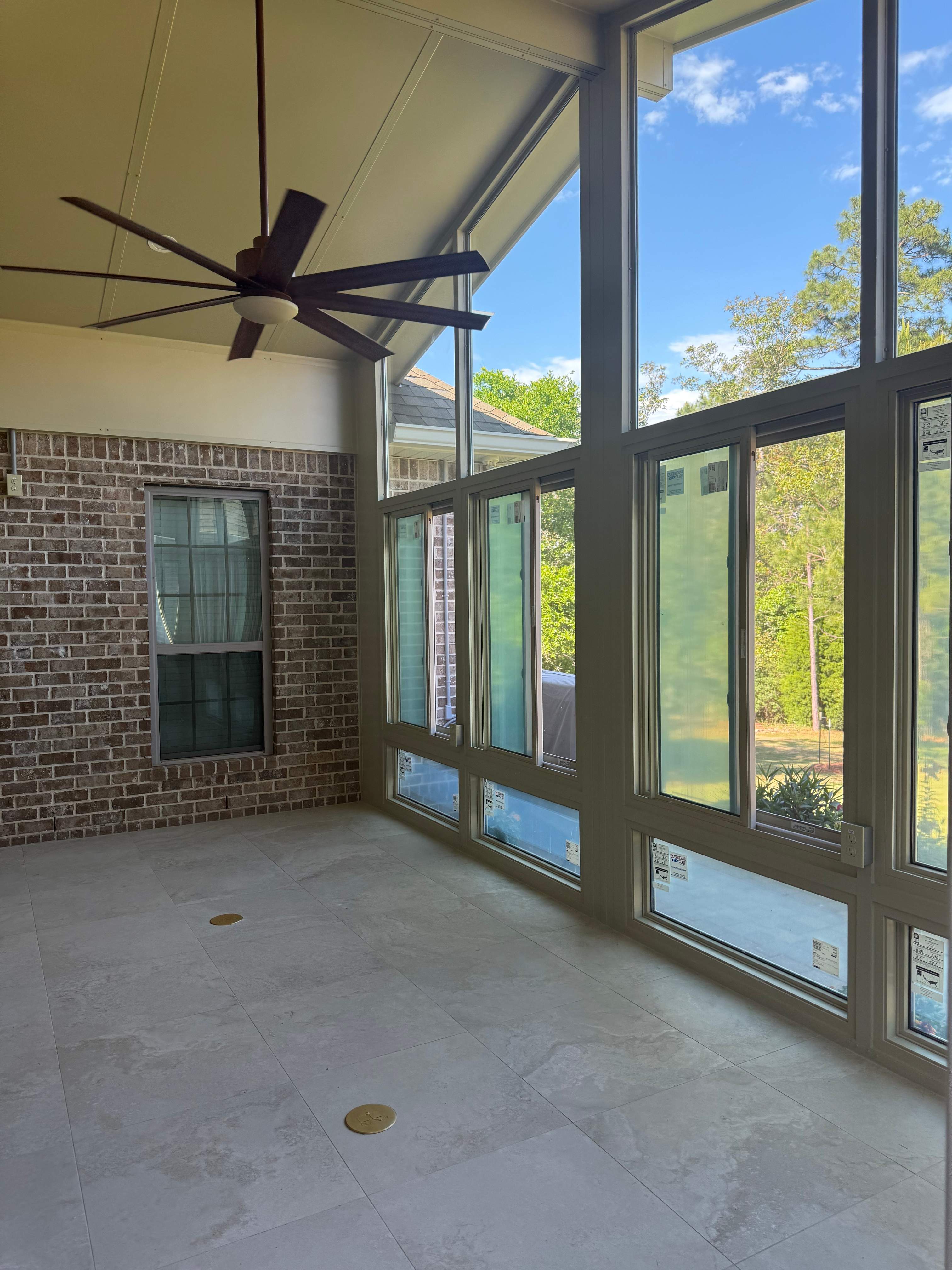 Glass Room using Colorbeam in Pensacola by Titan Sunrooms