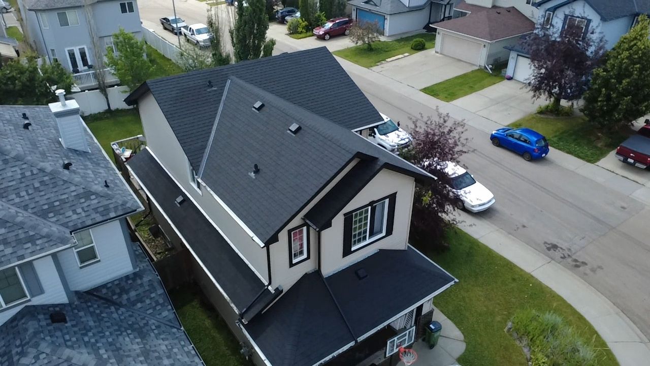 Kanji on Signature  by 2thetop Roofing