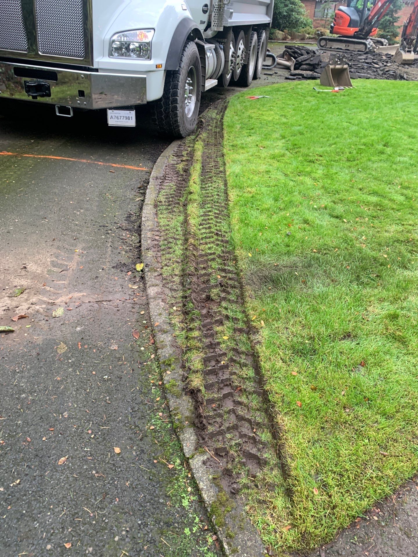 Asphalt Patch Repair | Bellevue  by Jireh Asphalt & Concrete Inc 