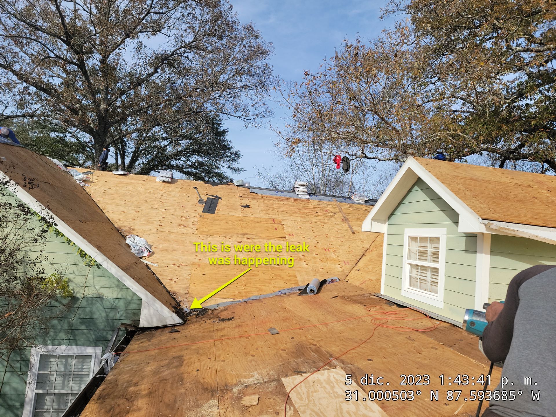 Jaye by IAM Roofing LLC