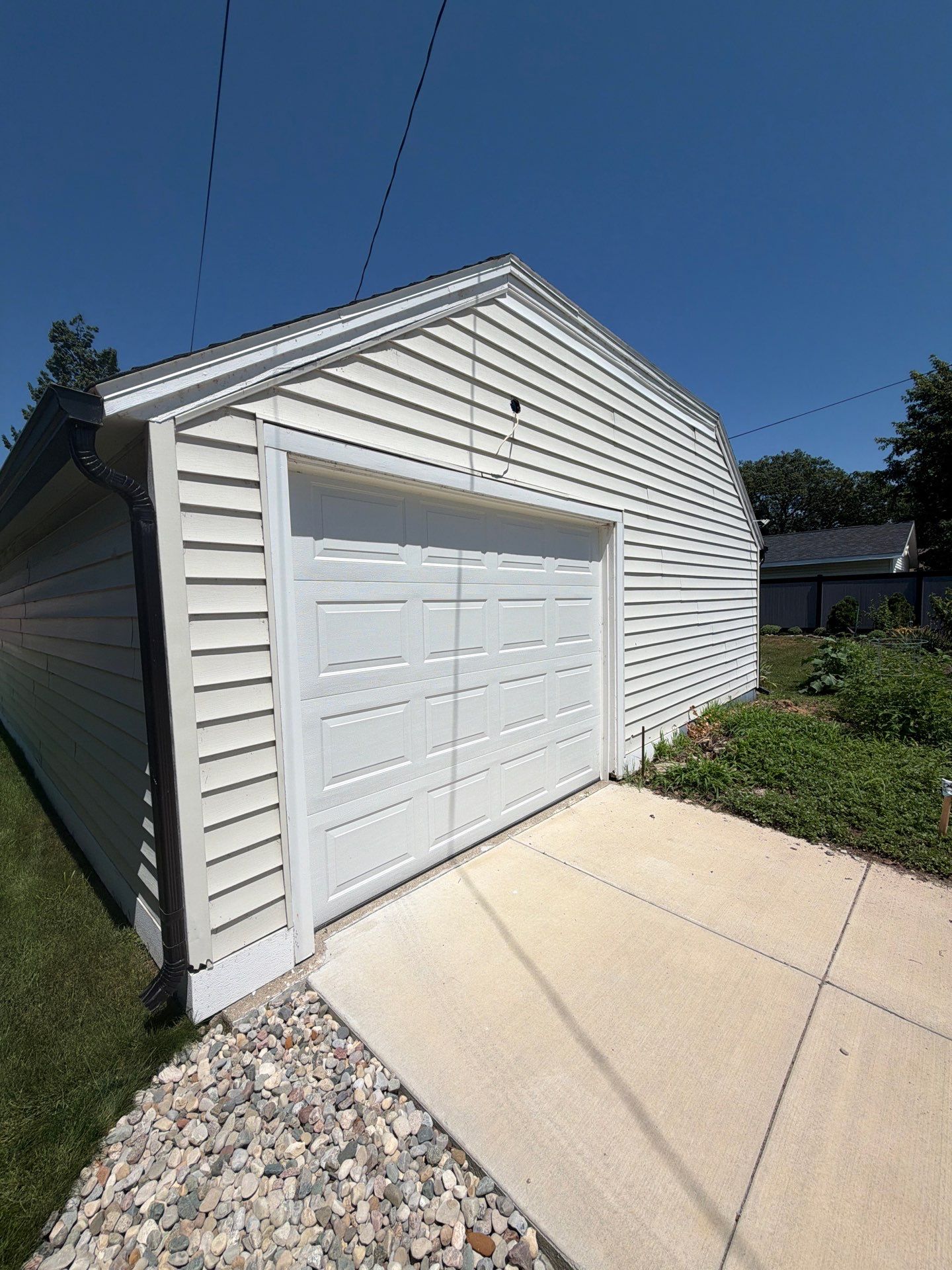 Epoxy Flake Garage Floor & Foundation Refresh – Seamless, Durable, and Clean Finish by Gordon Painting