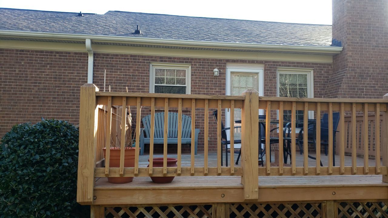 House Wash using cleaner by Power Wash Masters LLC
